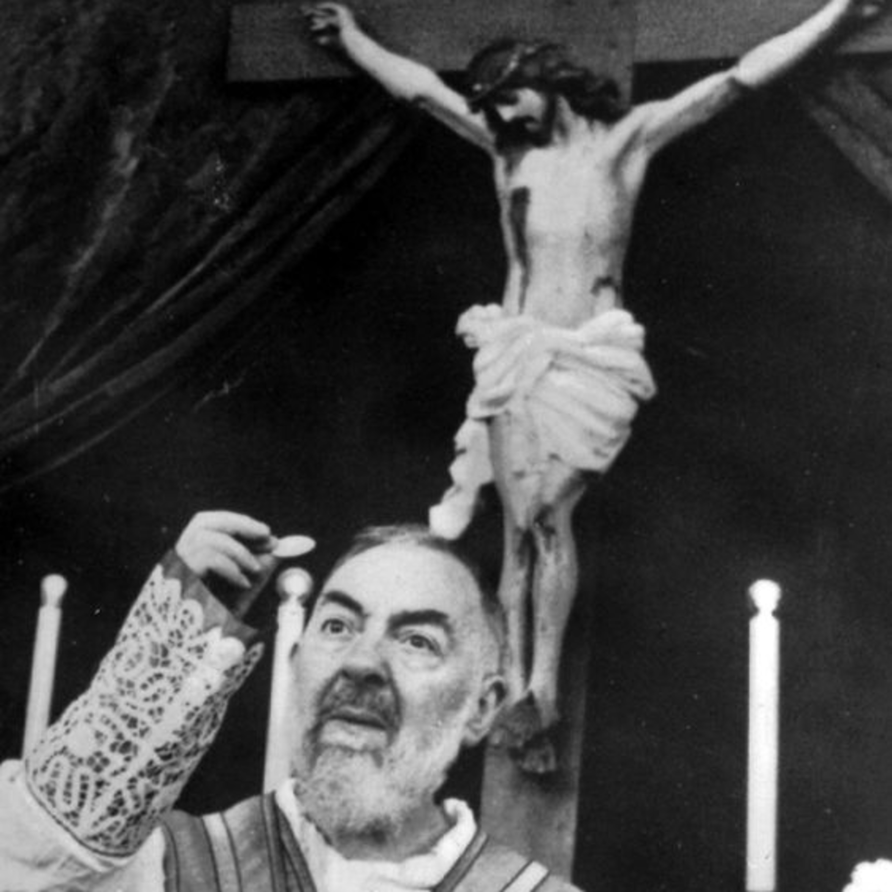San Pío de Pietrelcina: 23 de septiembre - con Fray Leonel episode artwork