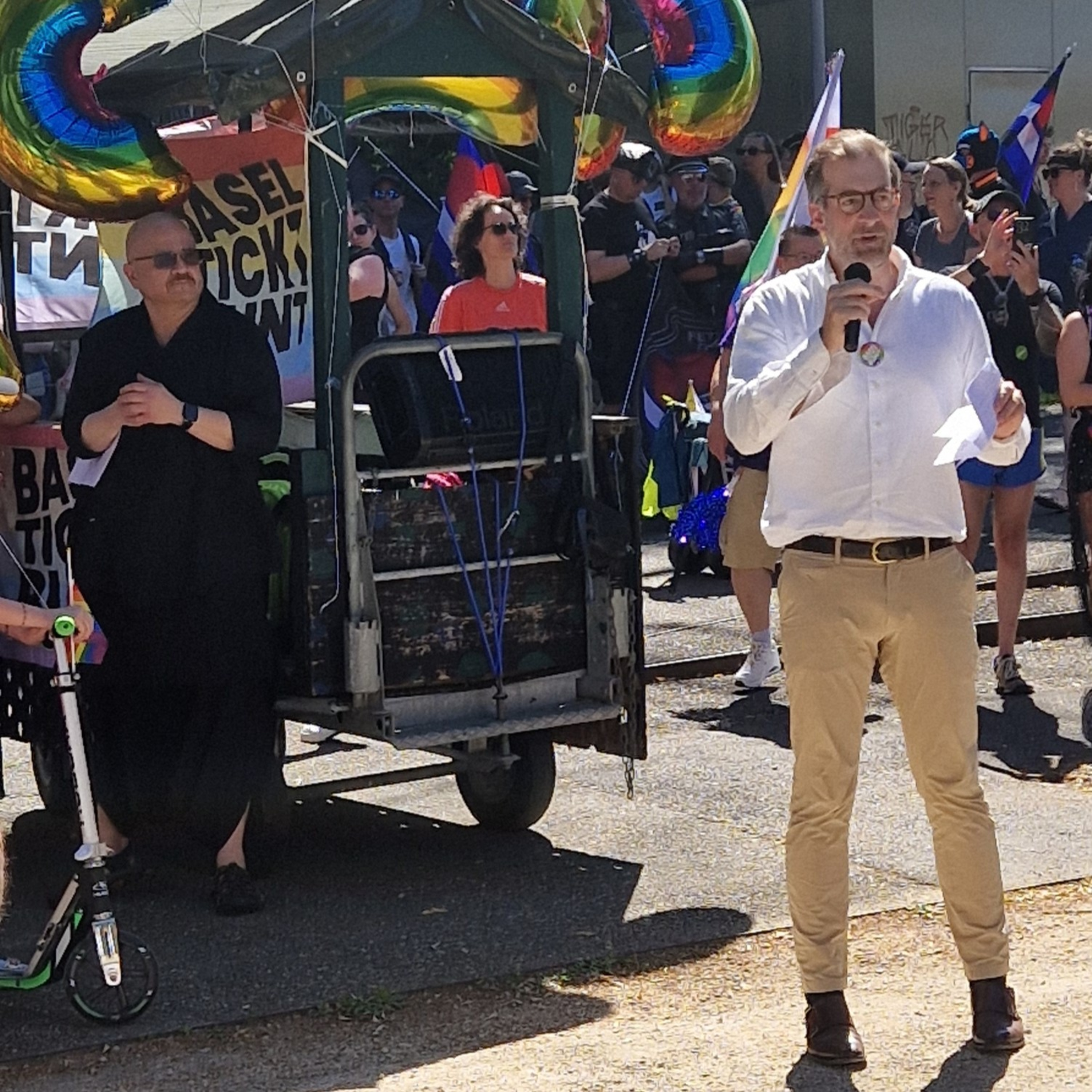 QueerUp Radio Podcasts