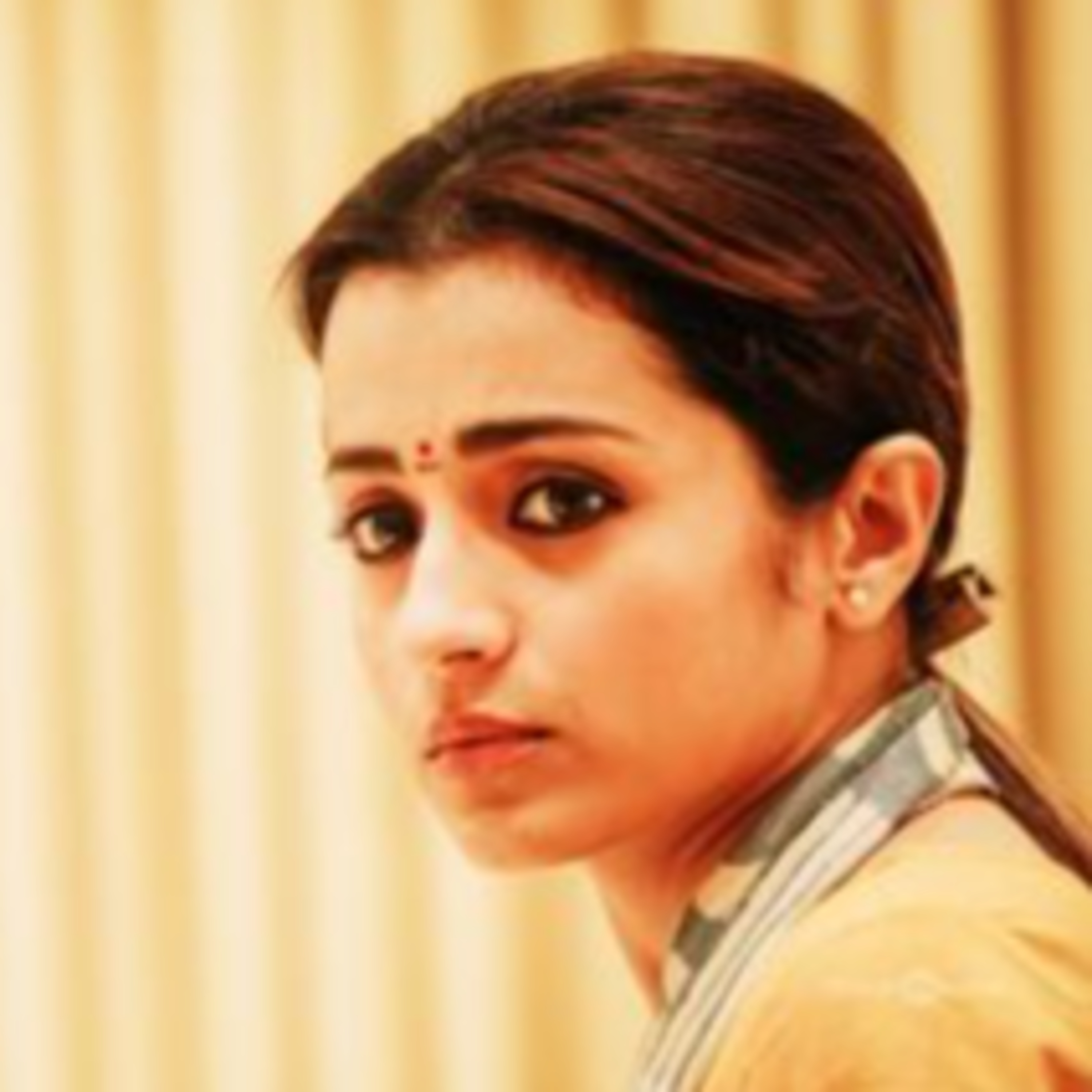 Idhayathin Kural - A Feel Good Tamil Podcast ☺️