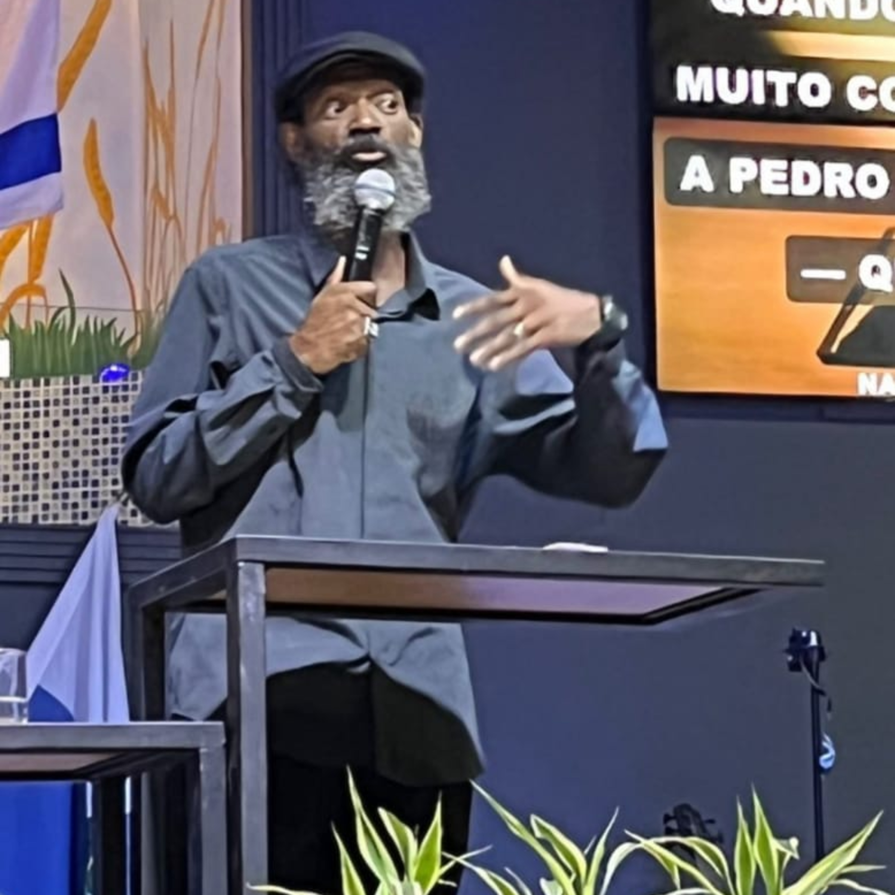 Tirando a Poeira da Bíblia