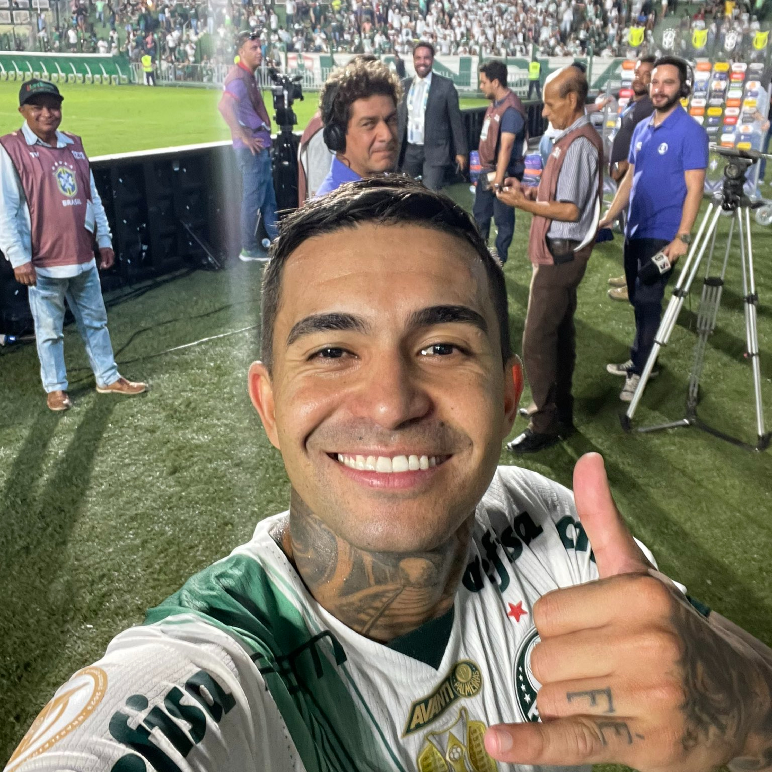 Coluna Palmeiras #111 Goleada, vice liderança e Dudu desencantou (com resuminho) episode artwork