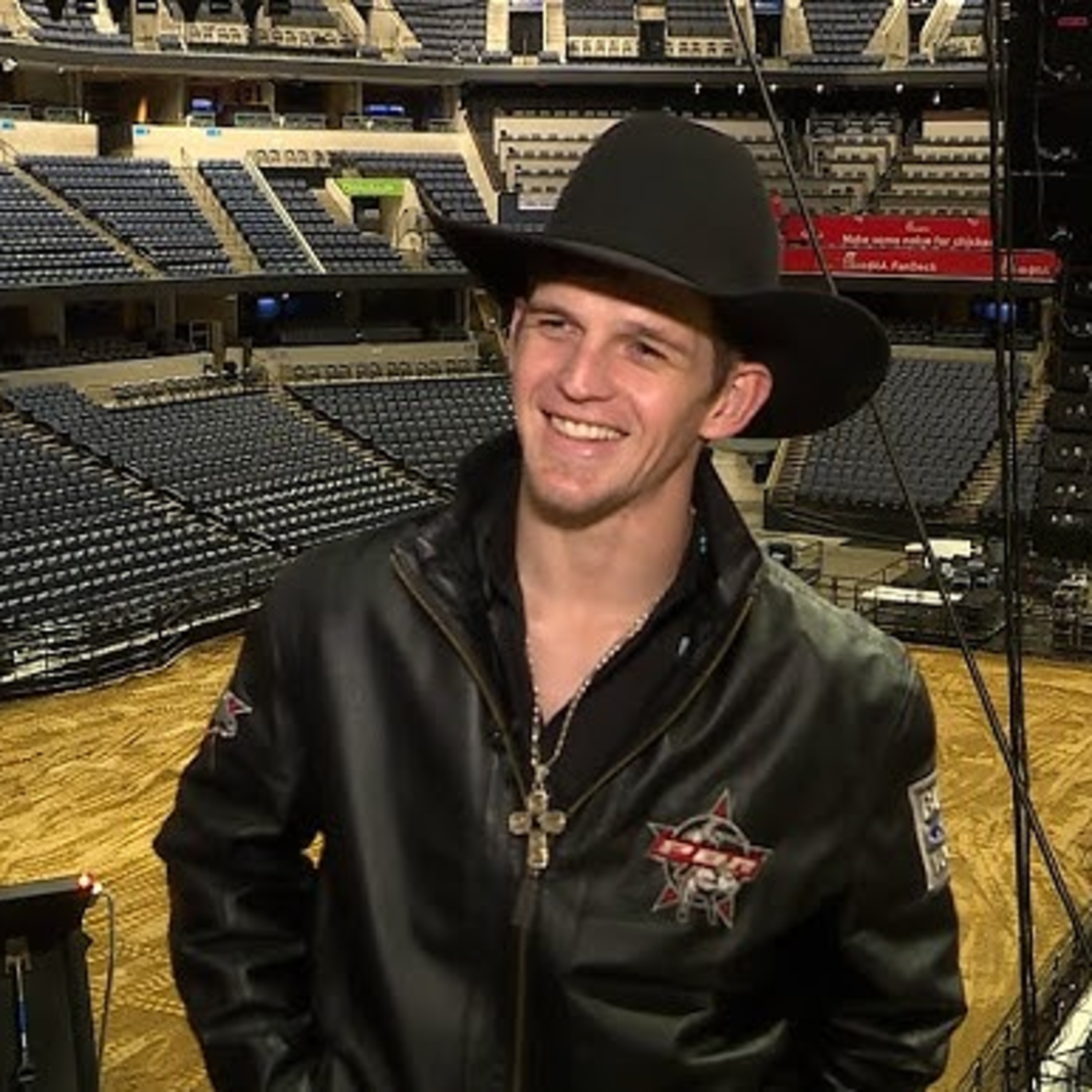 The PBR Show: Guest PBR Rider Michael Lane