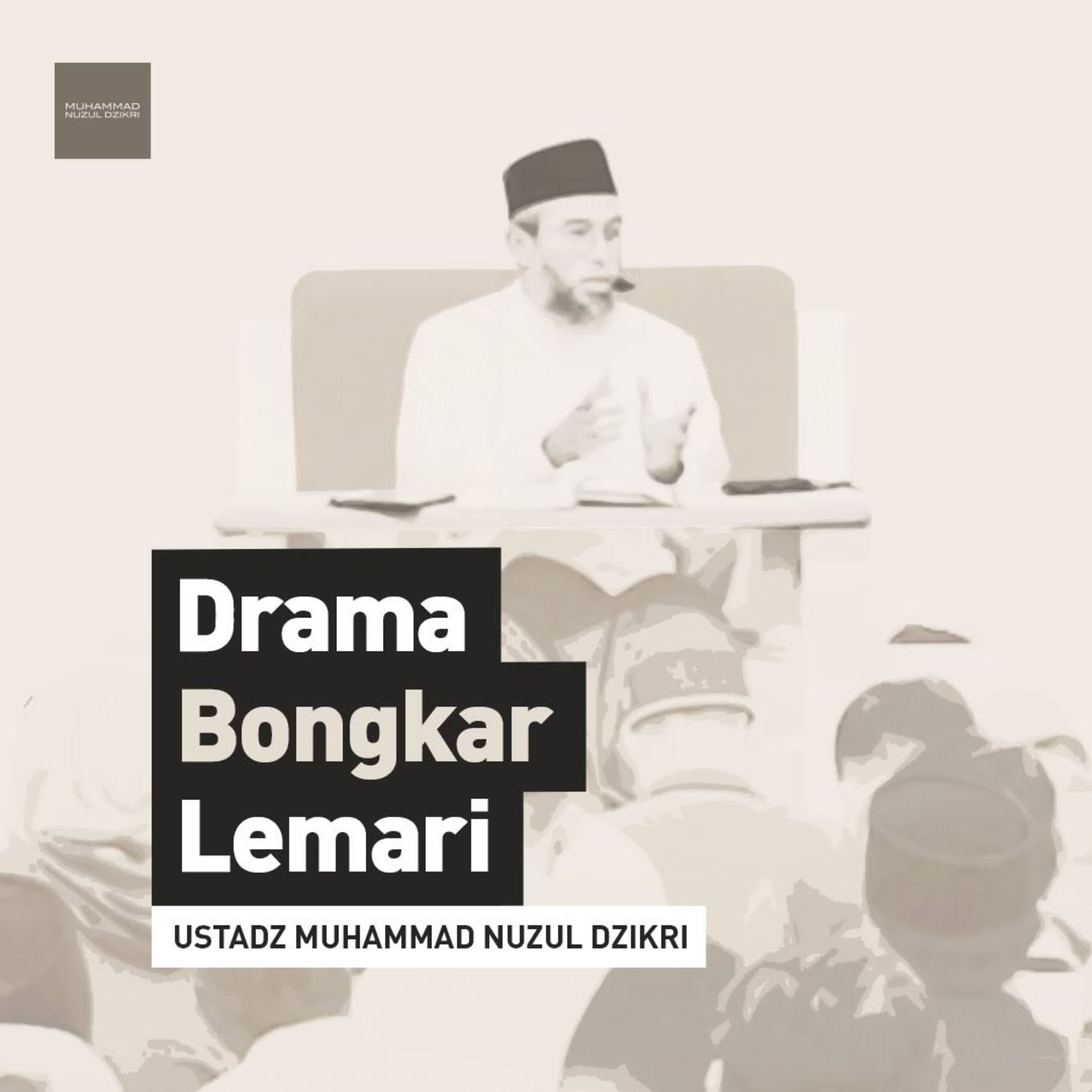 DRAMA BONGKAR LEMARI (The Drama of Cleaning Out the Closet)