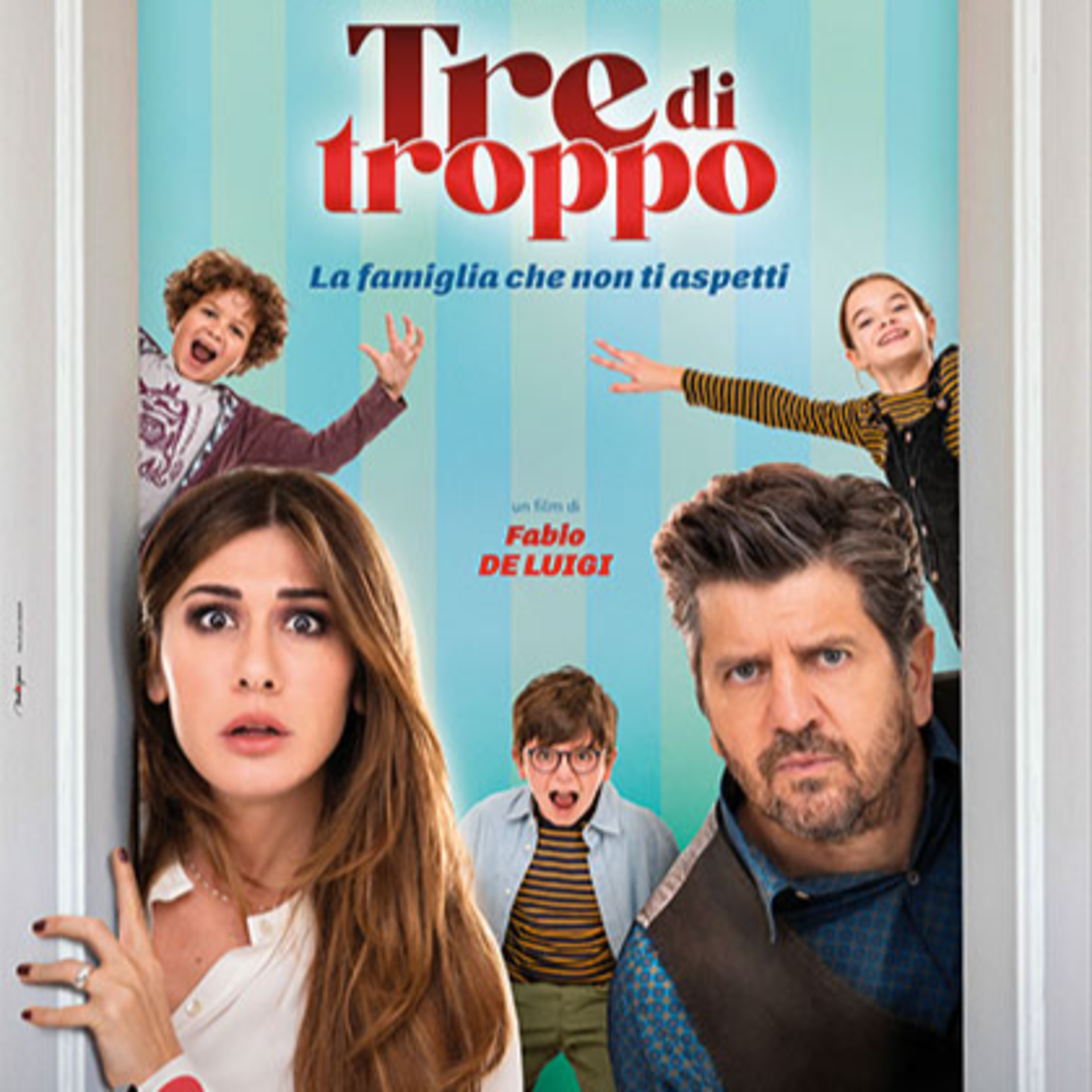Recensioni CaRfatiche - Tre di troppo (Fabio De Luigi 2023) episode artwork