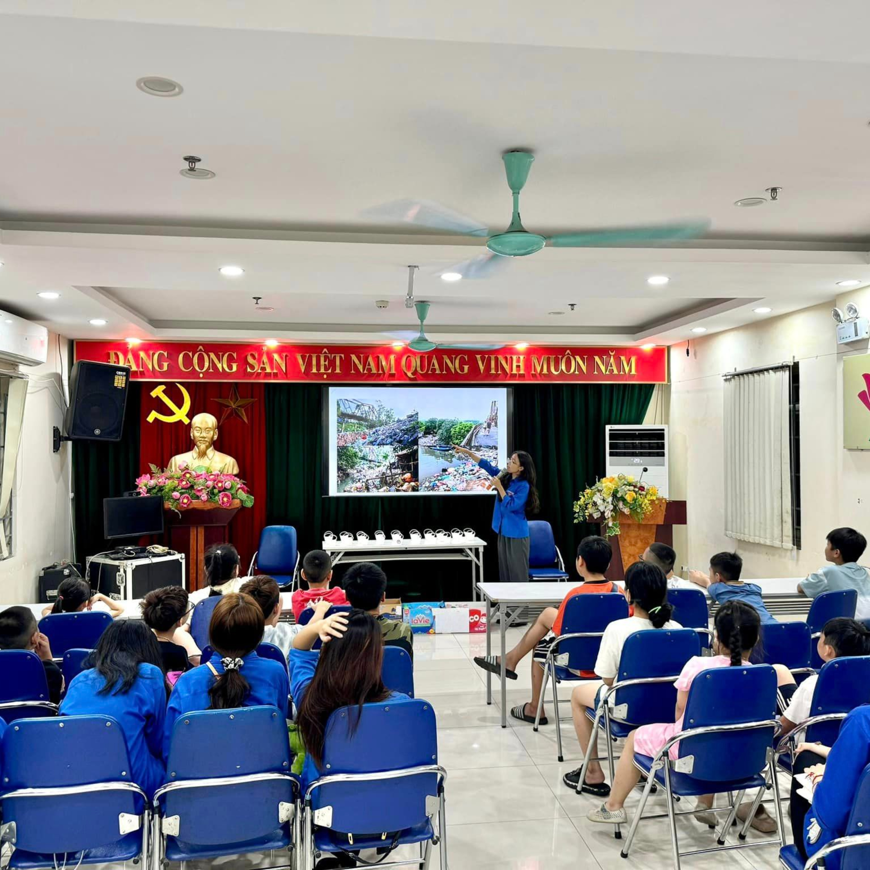 Lớp học kỹ năng sống xanh mùa hè cho học viên nhí episode artwork