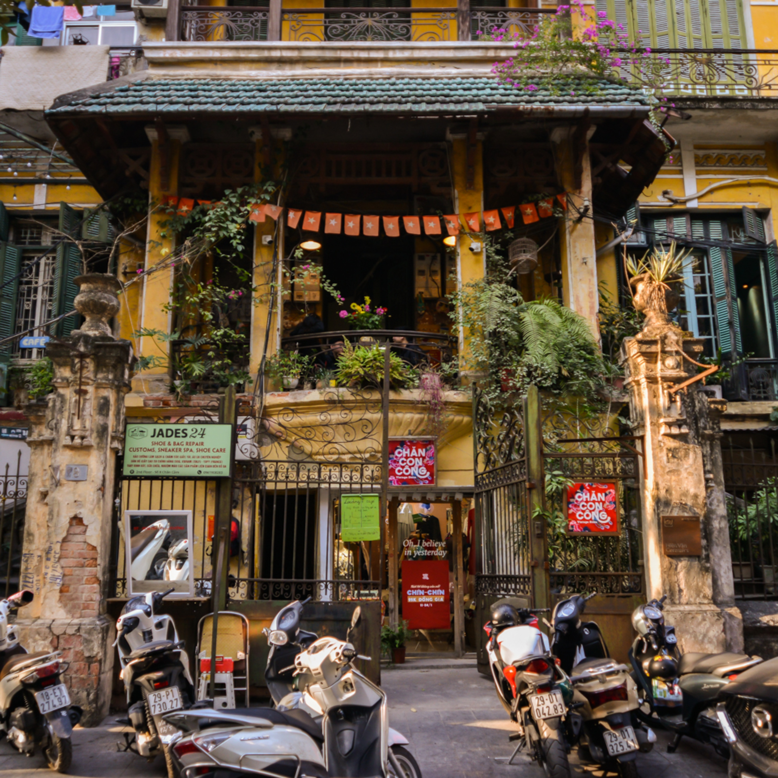 Hà Nội sống và yêu: Biệt thự cổ - Lắng giọt cafe ngày chớm đông episode artwork