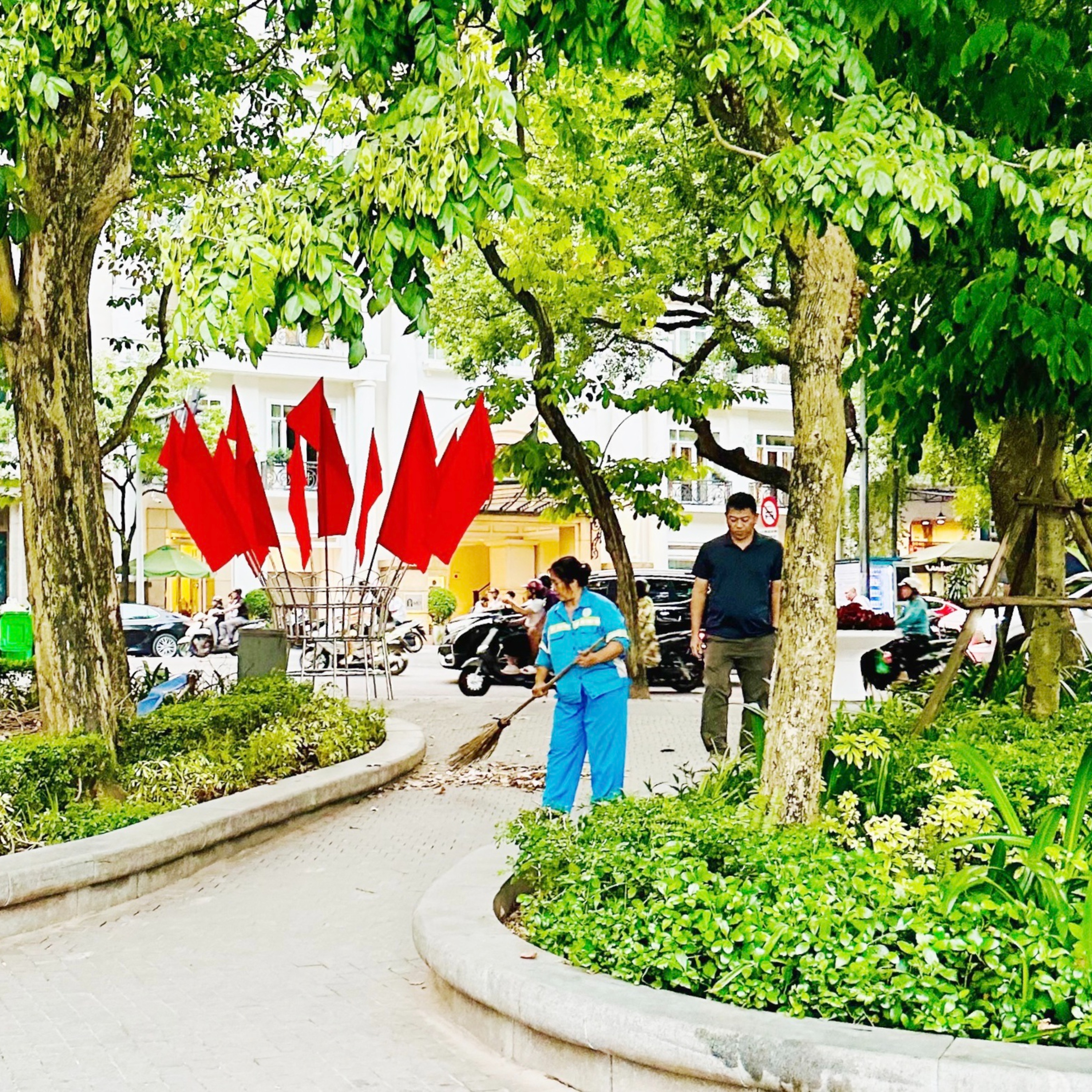 Dịp Tết nguyên đán, ngày cao điểm Hà Nội có 9.000 tấn rác phải xử lý  episode artwork
