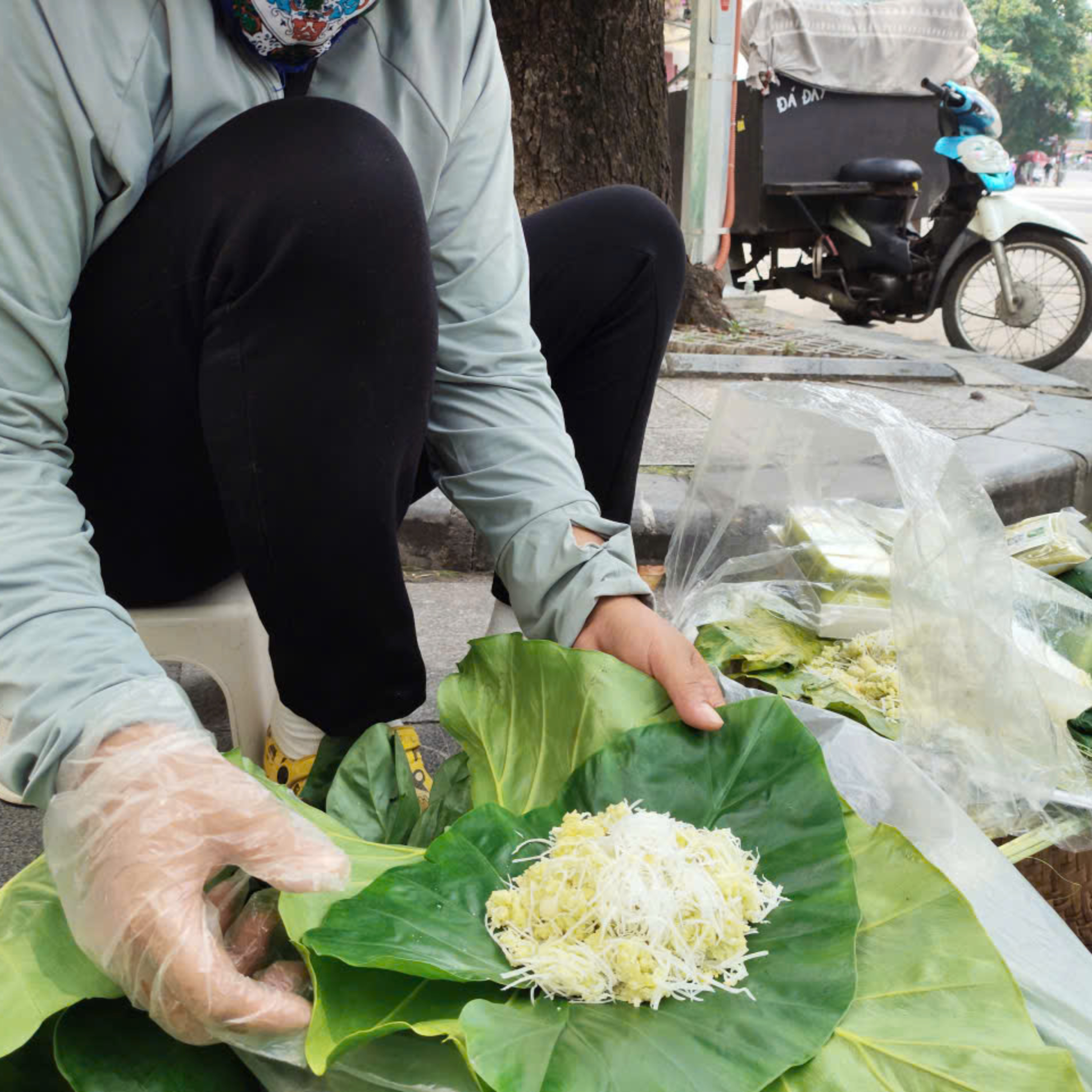 Bộ hành qua phố: Xôi cốm mùa thu – hương sắc đất Hà Thành episode artwork