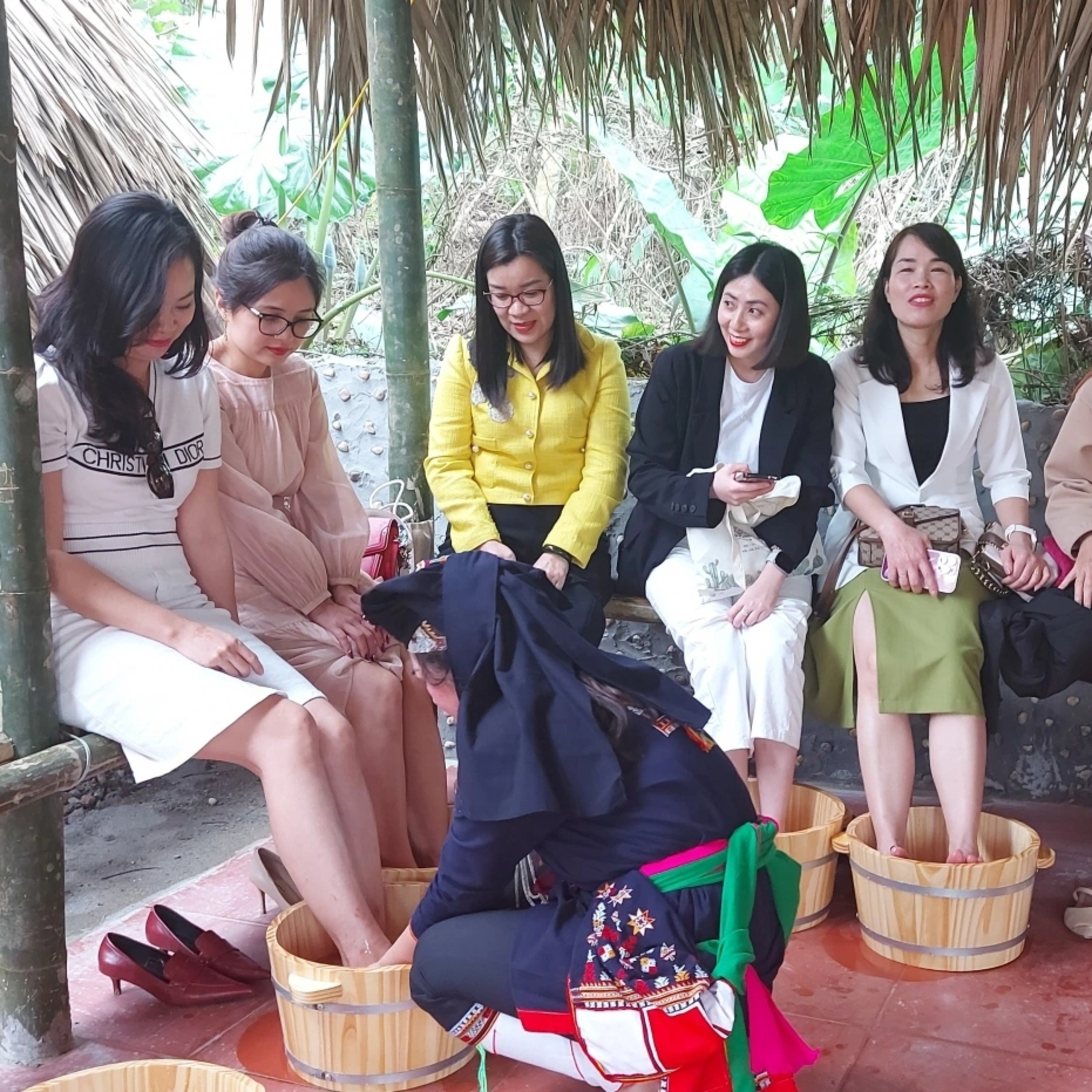 Hà Nội - Những hành trình cảm xúc: Trải nghiệm du lịch chăm sóc sức khoẻ giữa thiên nhiên bản Miền episode artwork