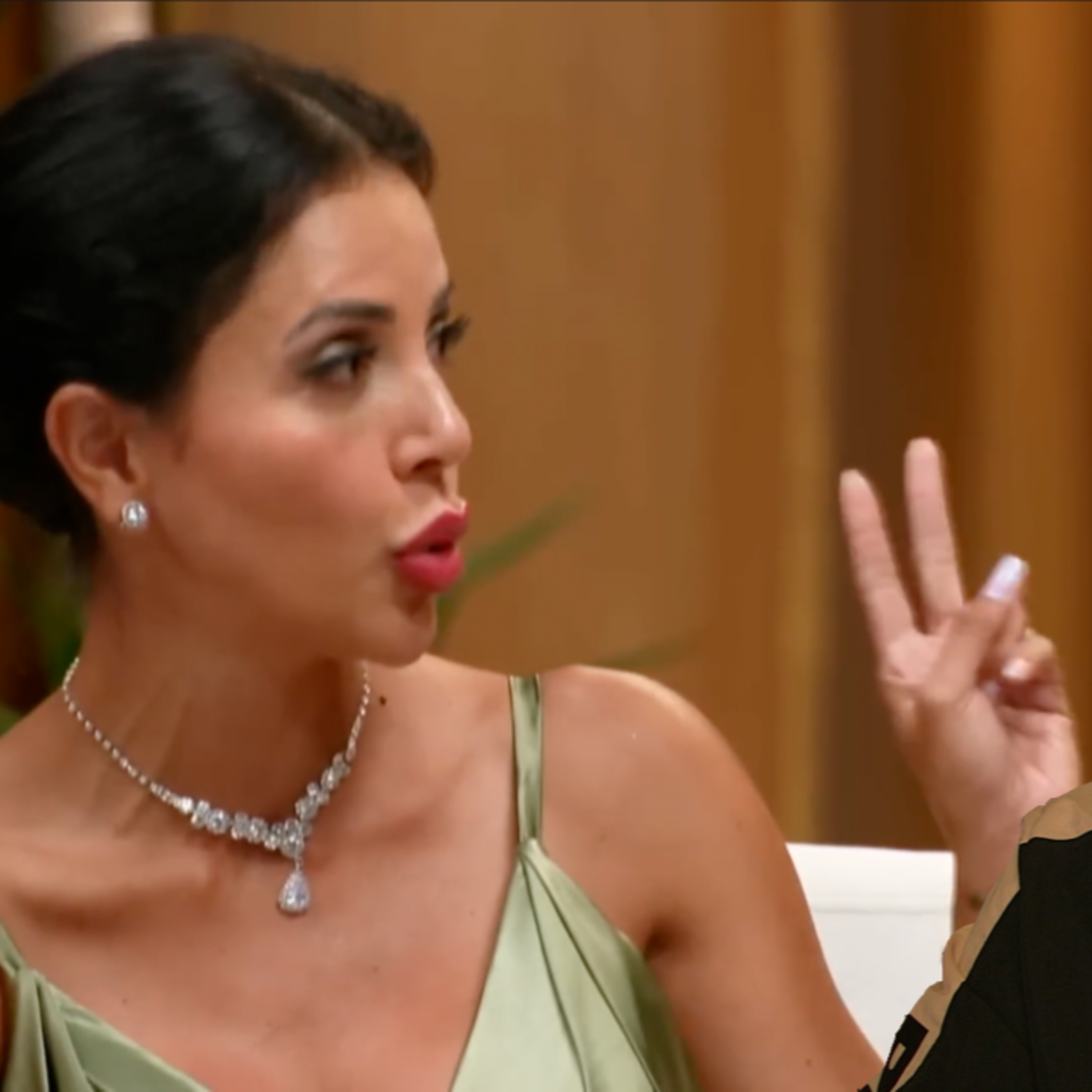 Jasmine Made a Sex Tape With Her Ex! 90 Day Fiancé