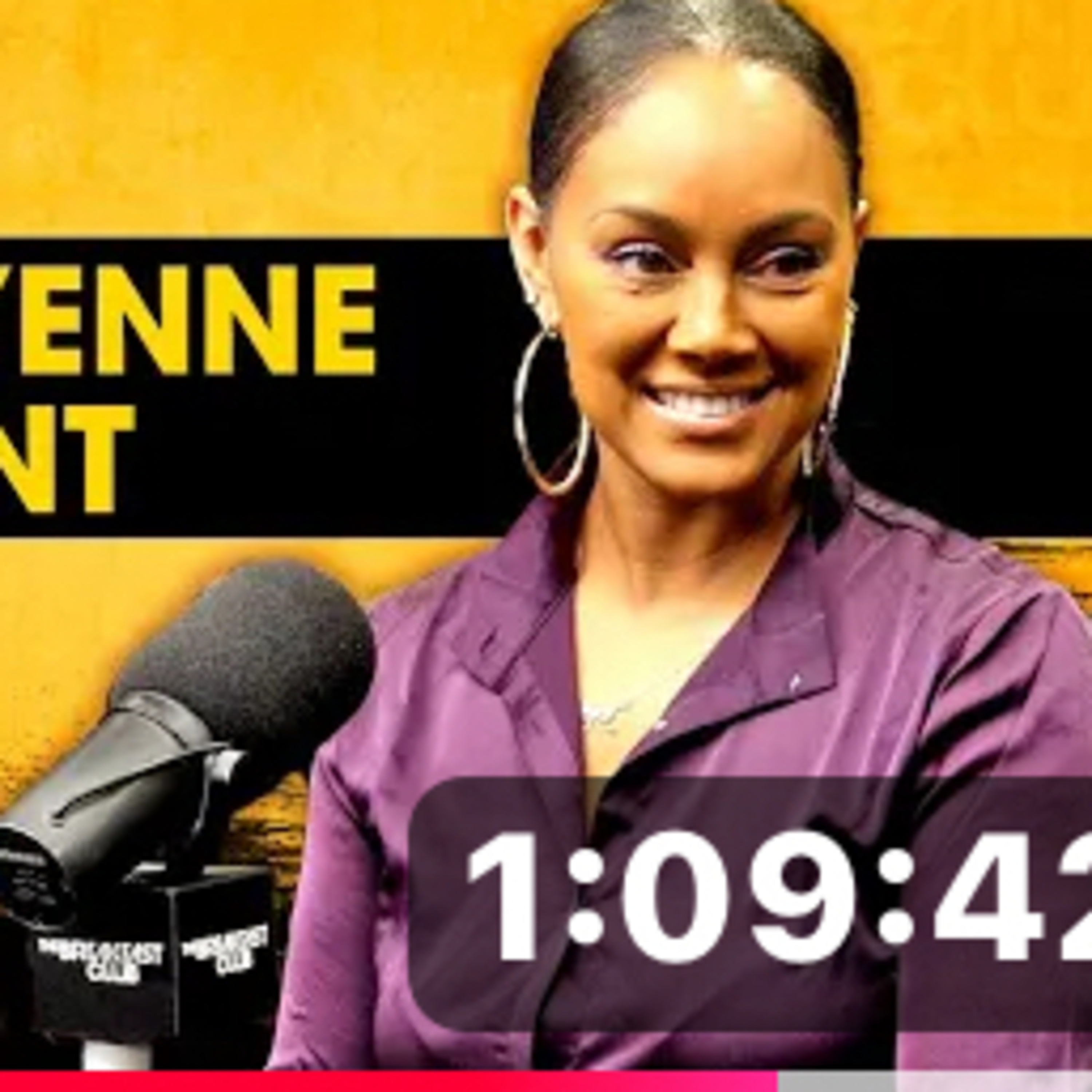 Dr. Cheyenne Bryant Alpha Relationships and trashes Corey Holcomb on #coreyholcomb #CheyenneBryant