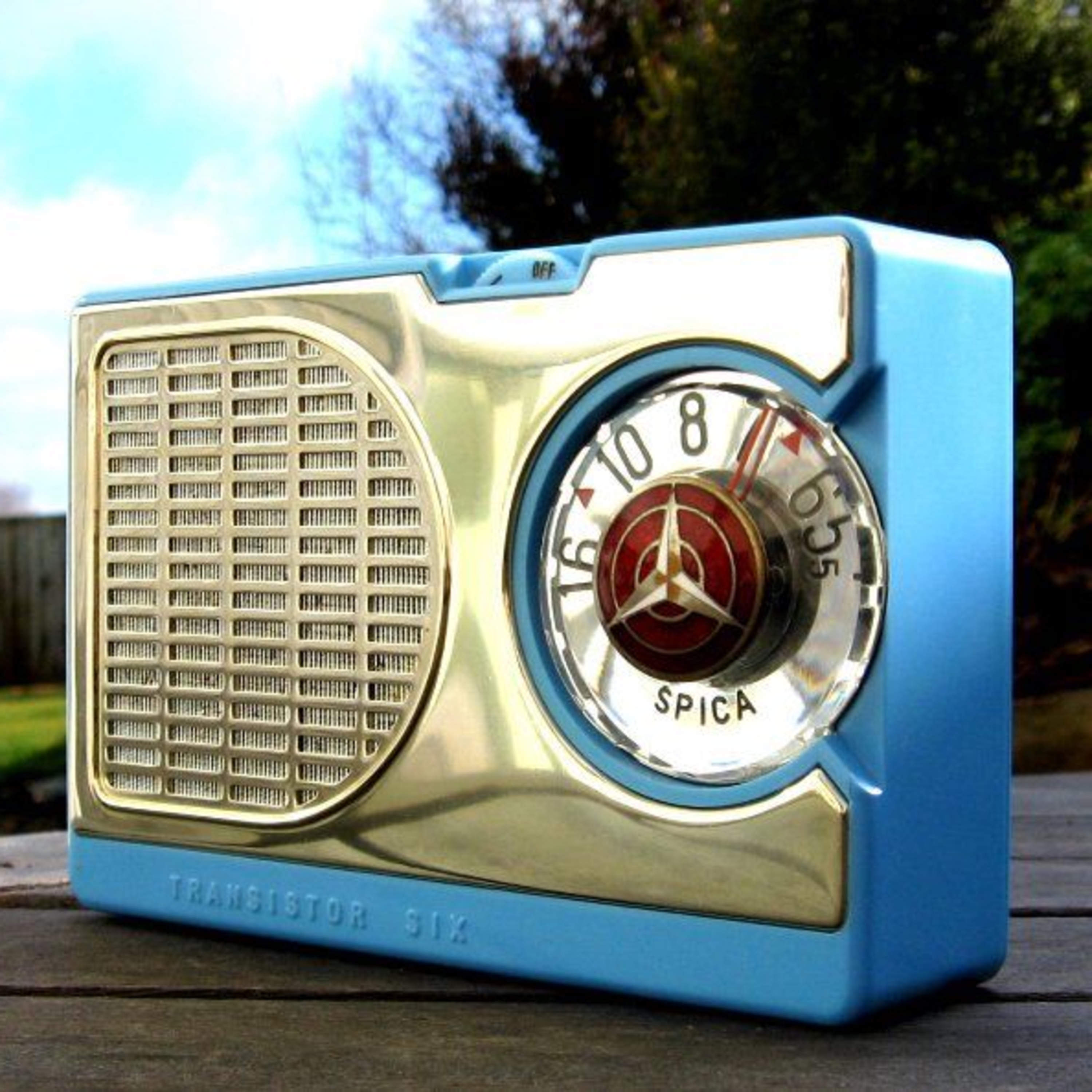 260412 Radioactividades episode artwork