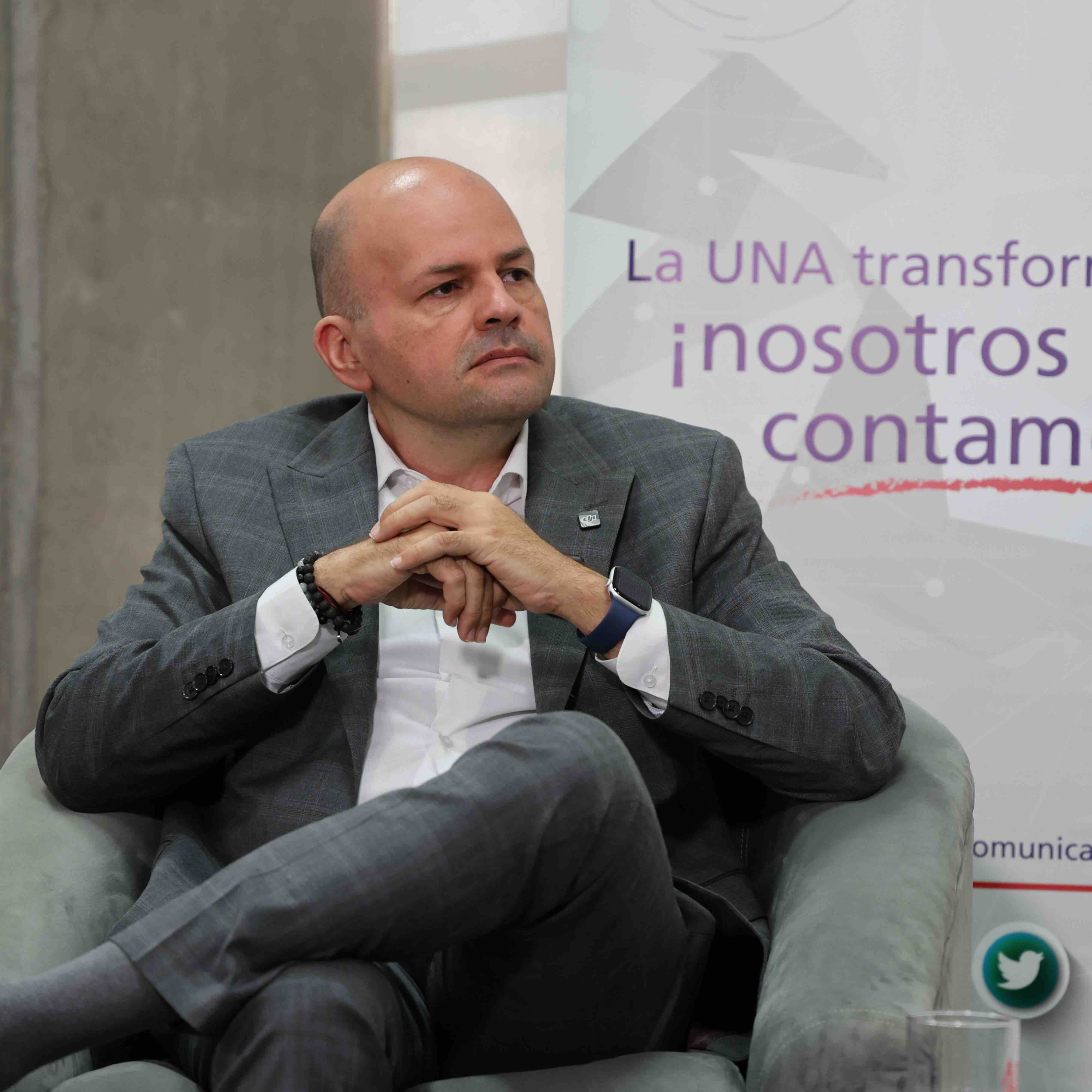Portada de UNA Comunica