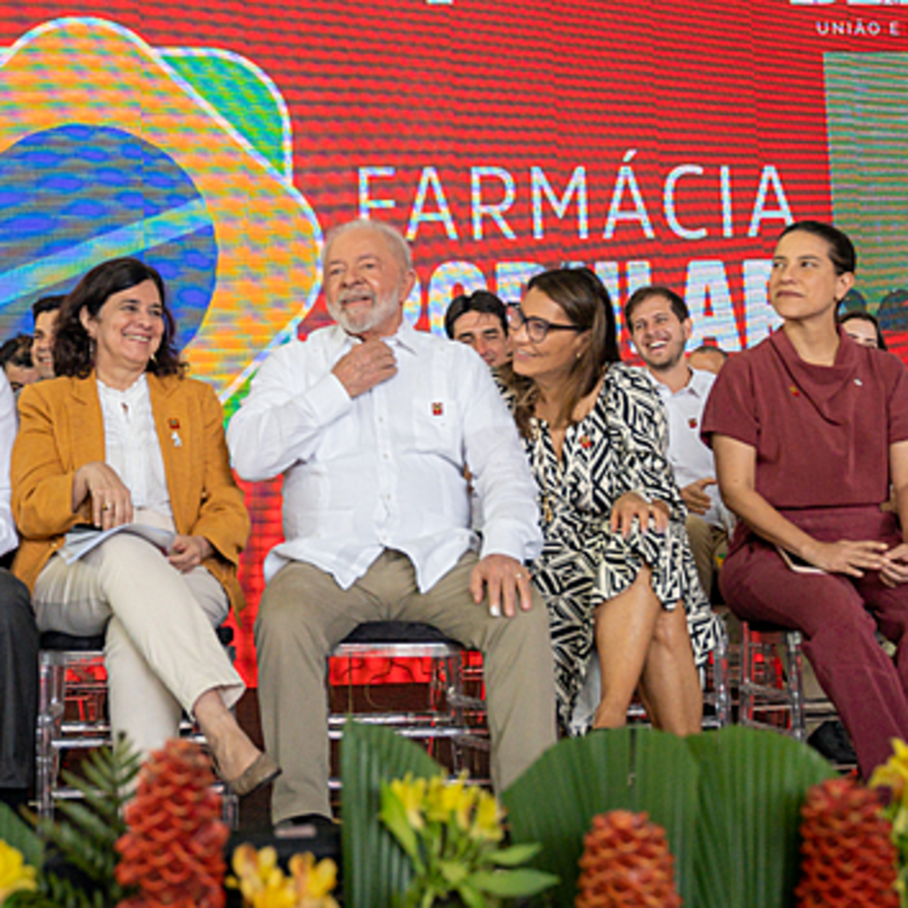 Visões Populares