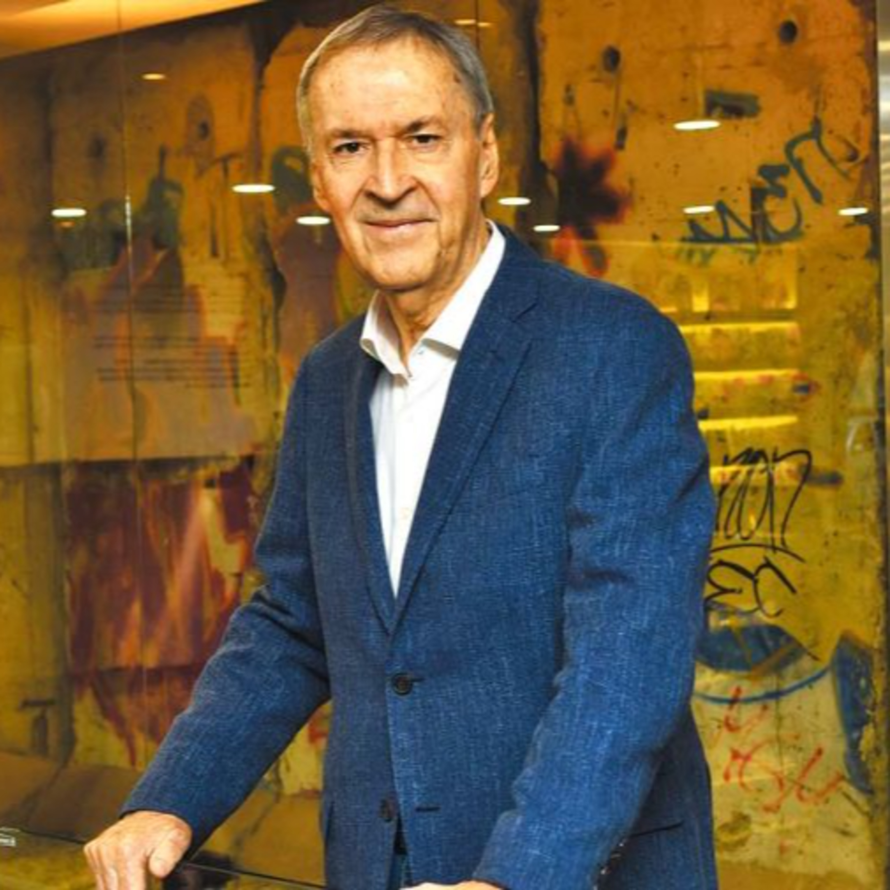Jorge Fontevecchia entrevista a Juan Schiaretti - Abril 2023 episode artwork