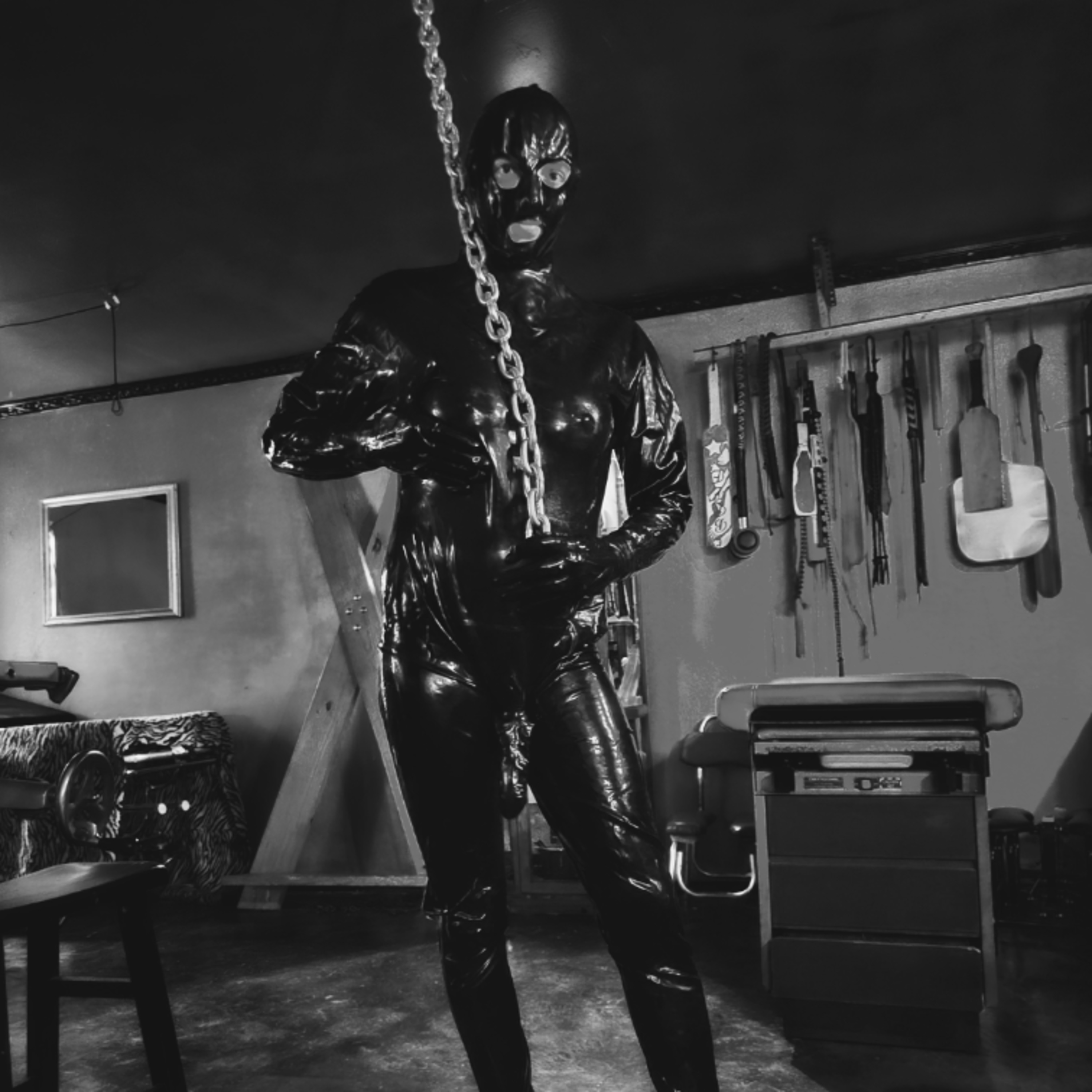 PORTA-POTTY PARTIES IN DUBAI - THE LATEST SEX CRIMES AGAINST WOMEN