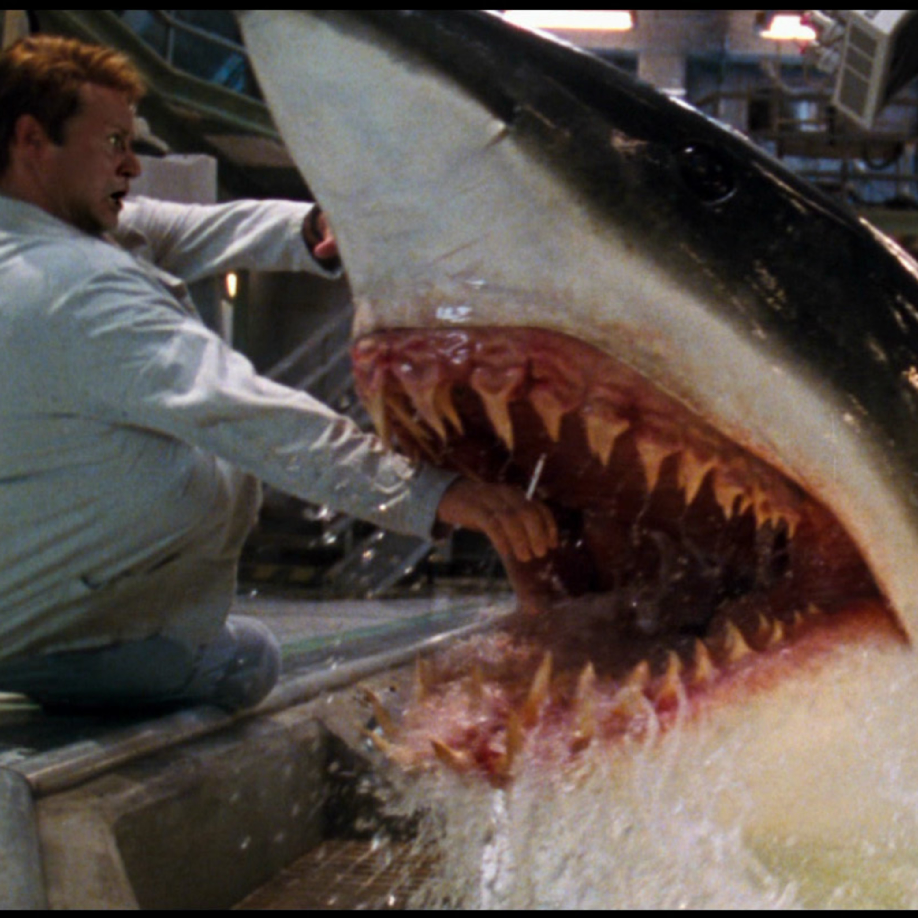422. Deep Blue Sea (1999) episode artwork