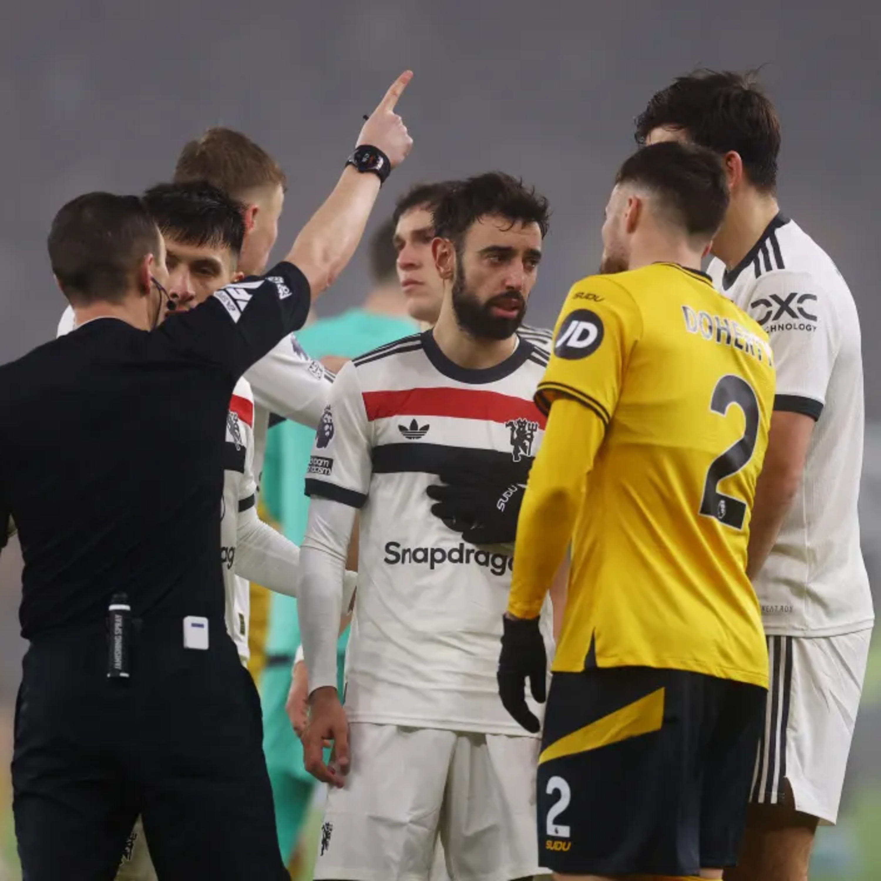 S5:E5 A Massive Club, Not A Massive Team