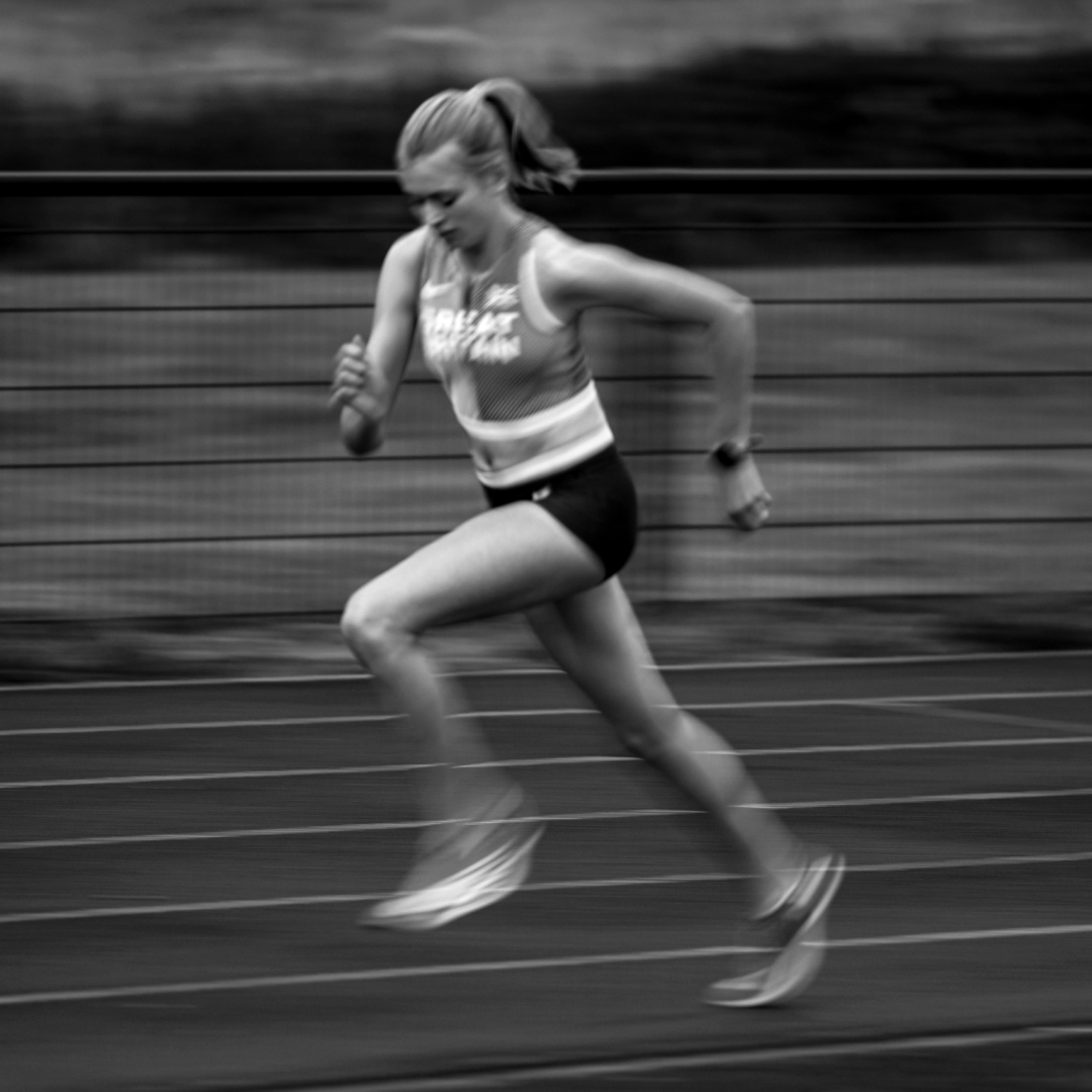 OTN X TBR - NIGHT OF 10,000M PB'S - IRIS DOWNES