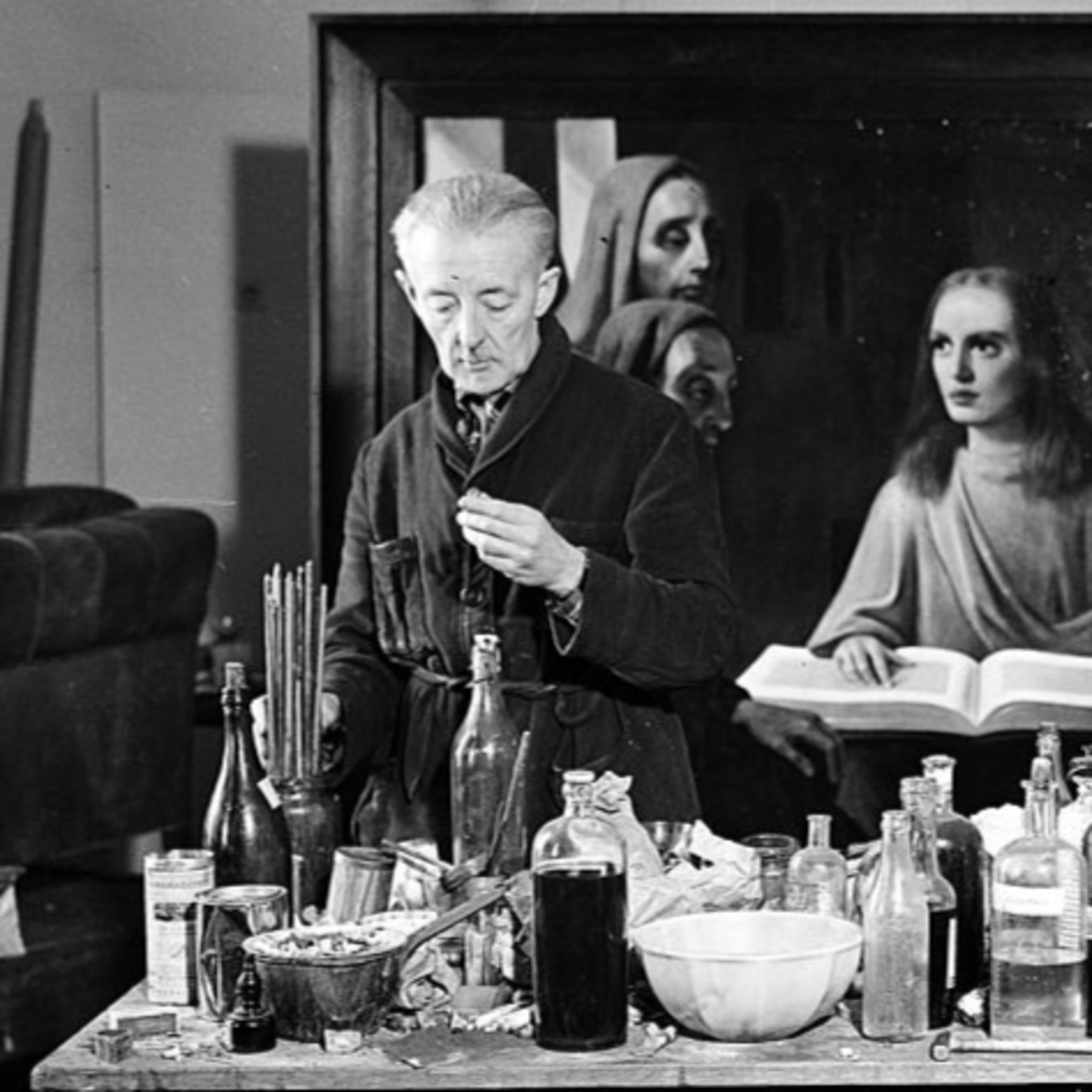 Condenan a prisión a falsificador de arte, Han van Meegeren (1947) episode artwork