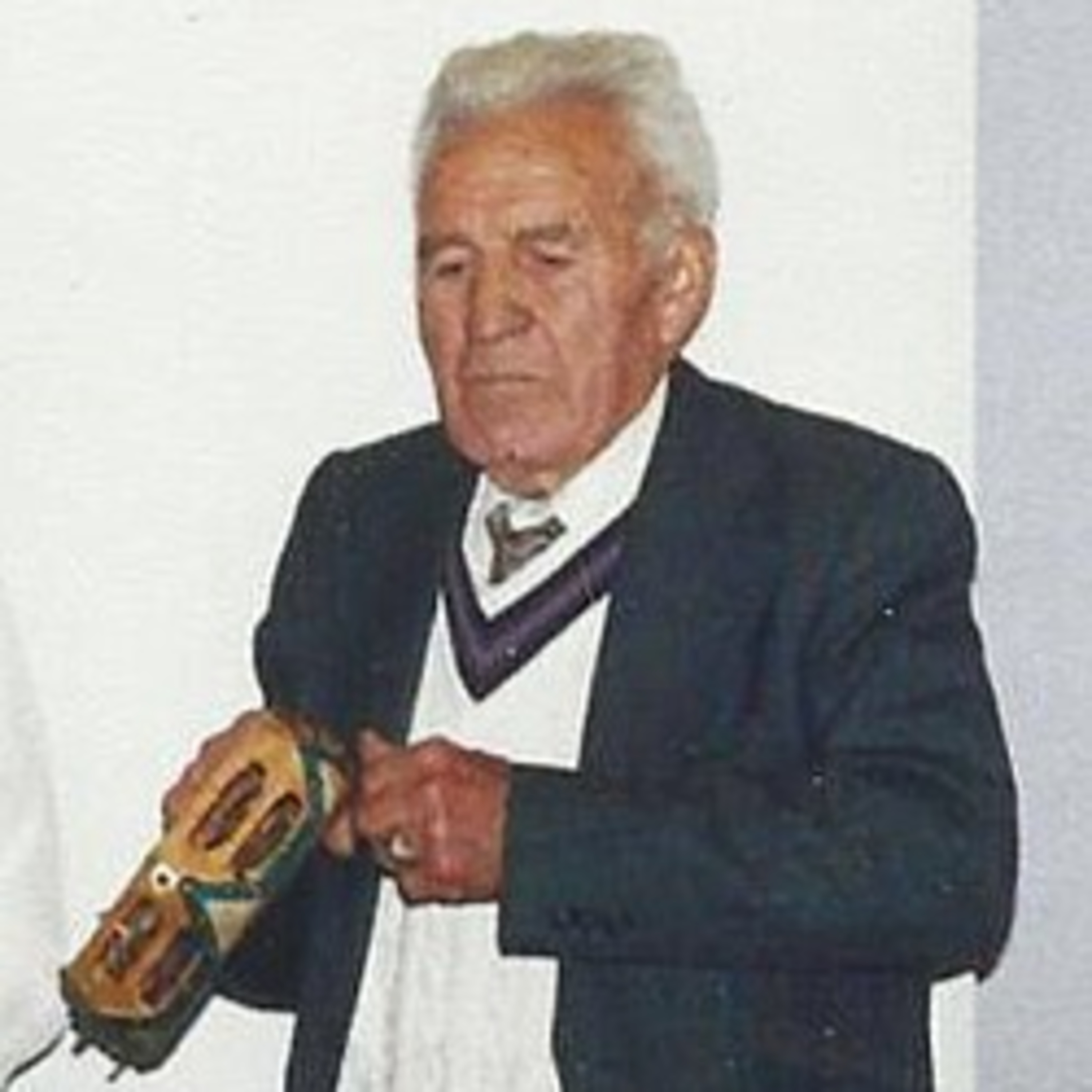 Nace Hernán "Nano" Núñez (1914) episode artwork