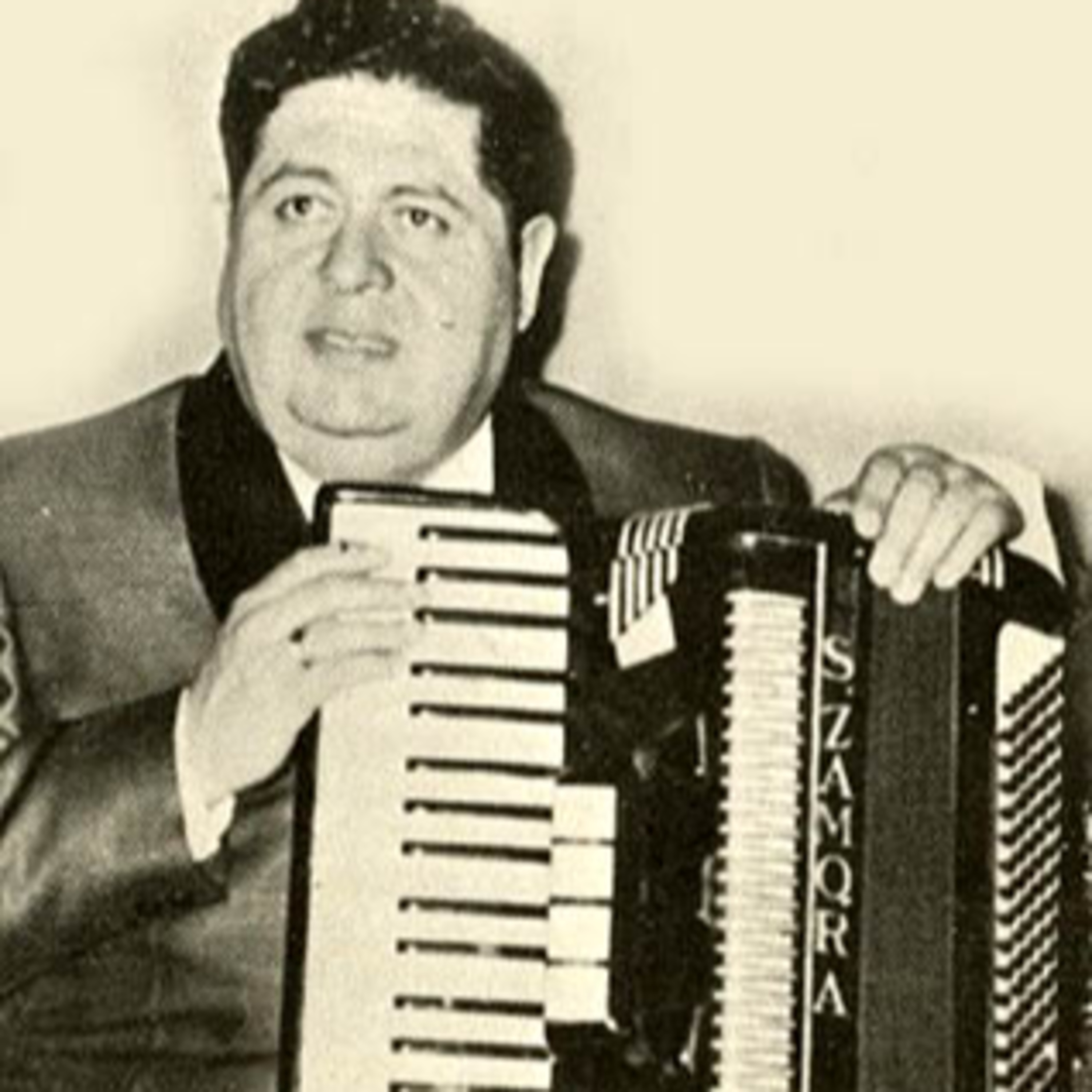 Muere el músico "guatón Zamora" (1968)
