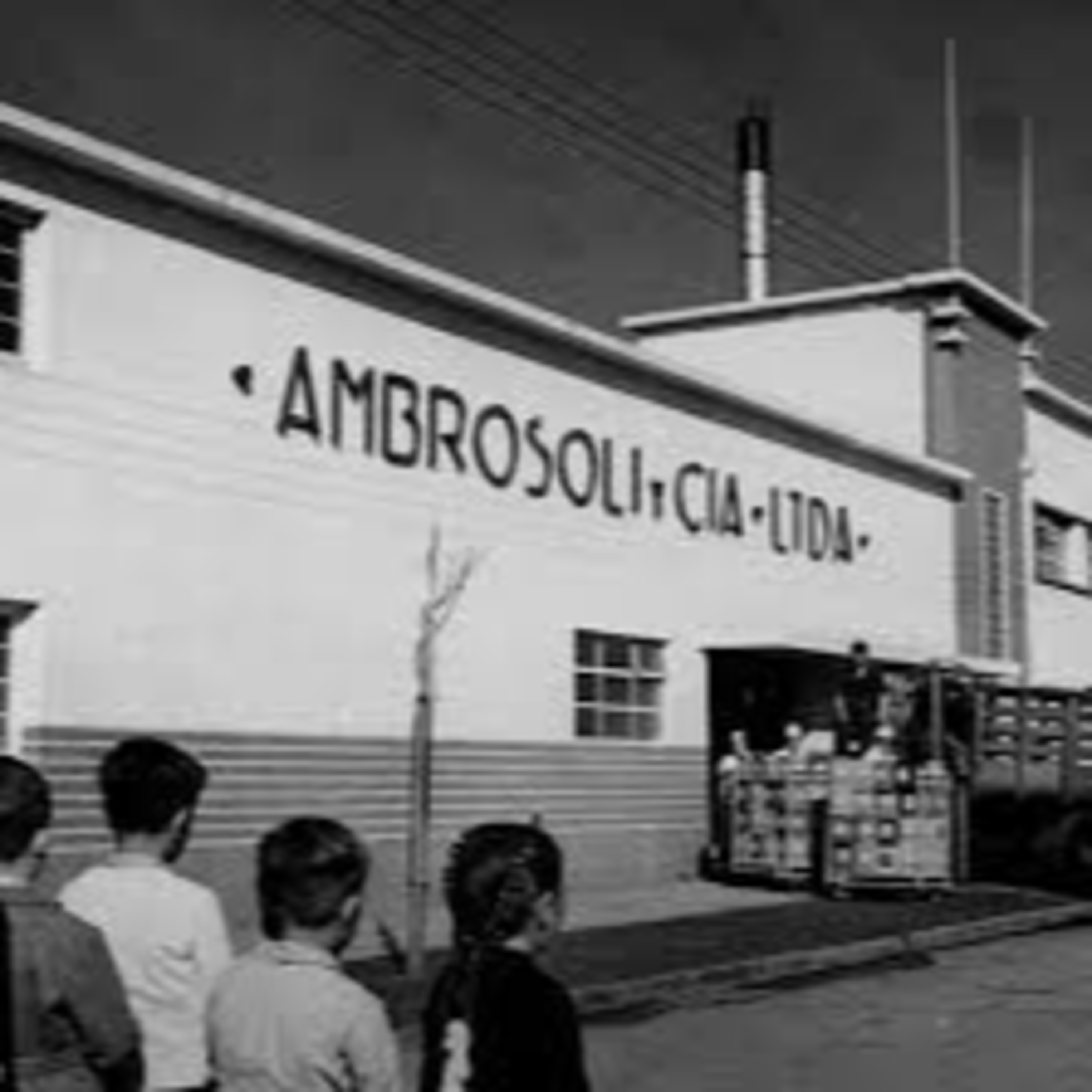 Se funda la fábrica Ambrosoli (1948)