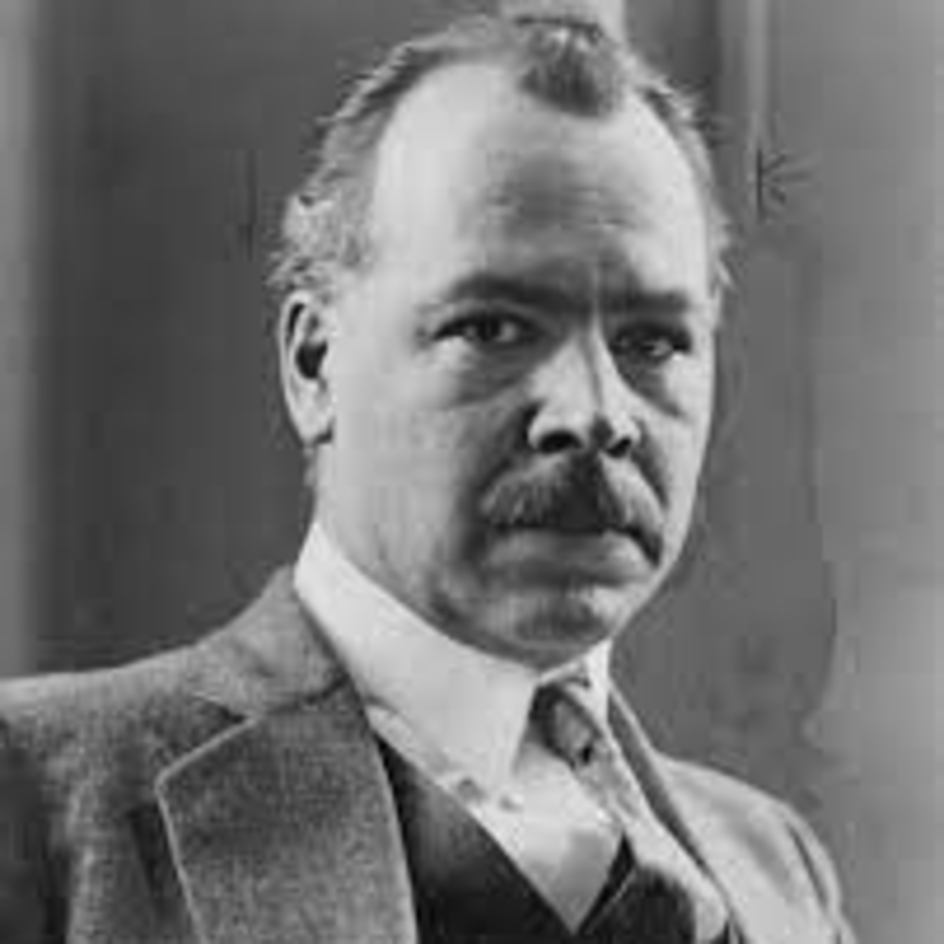 Nace Nikolái Vavílov, creador del primer Banco Mundial de Semillas (1887)