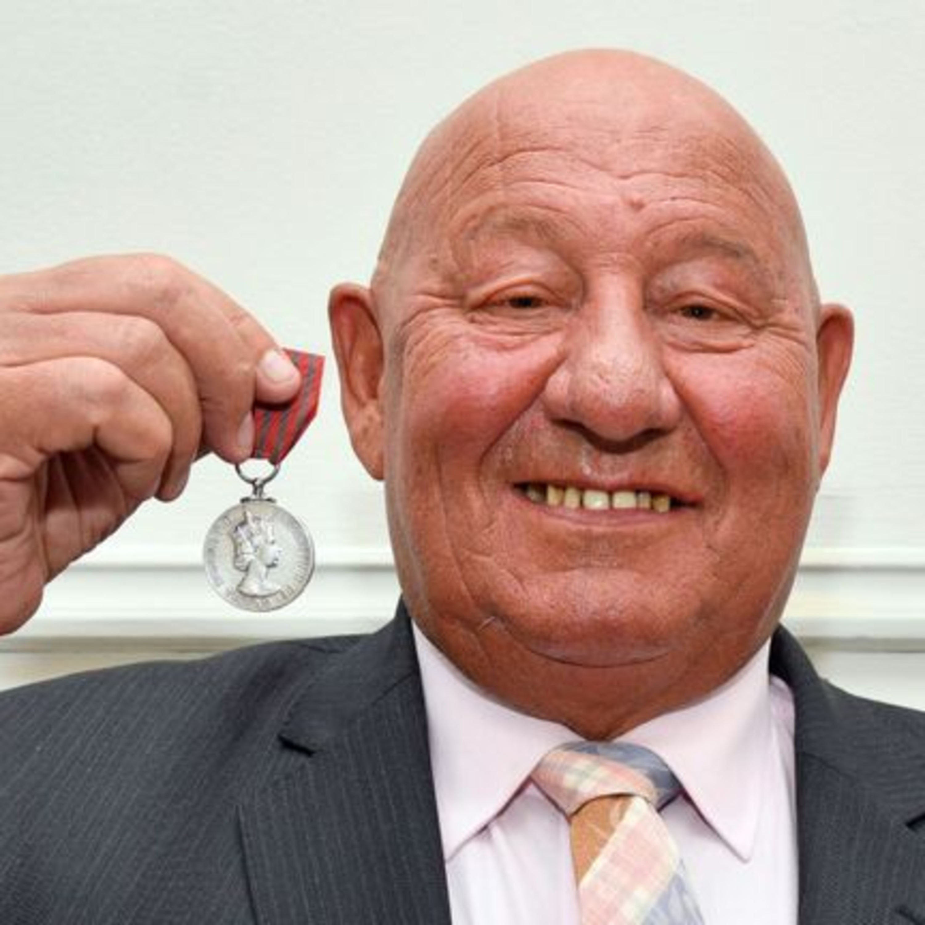 Ron Russell salva a la princesa Ana de un secuestro (1974)