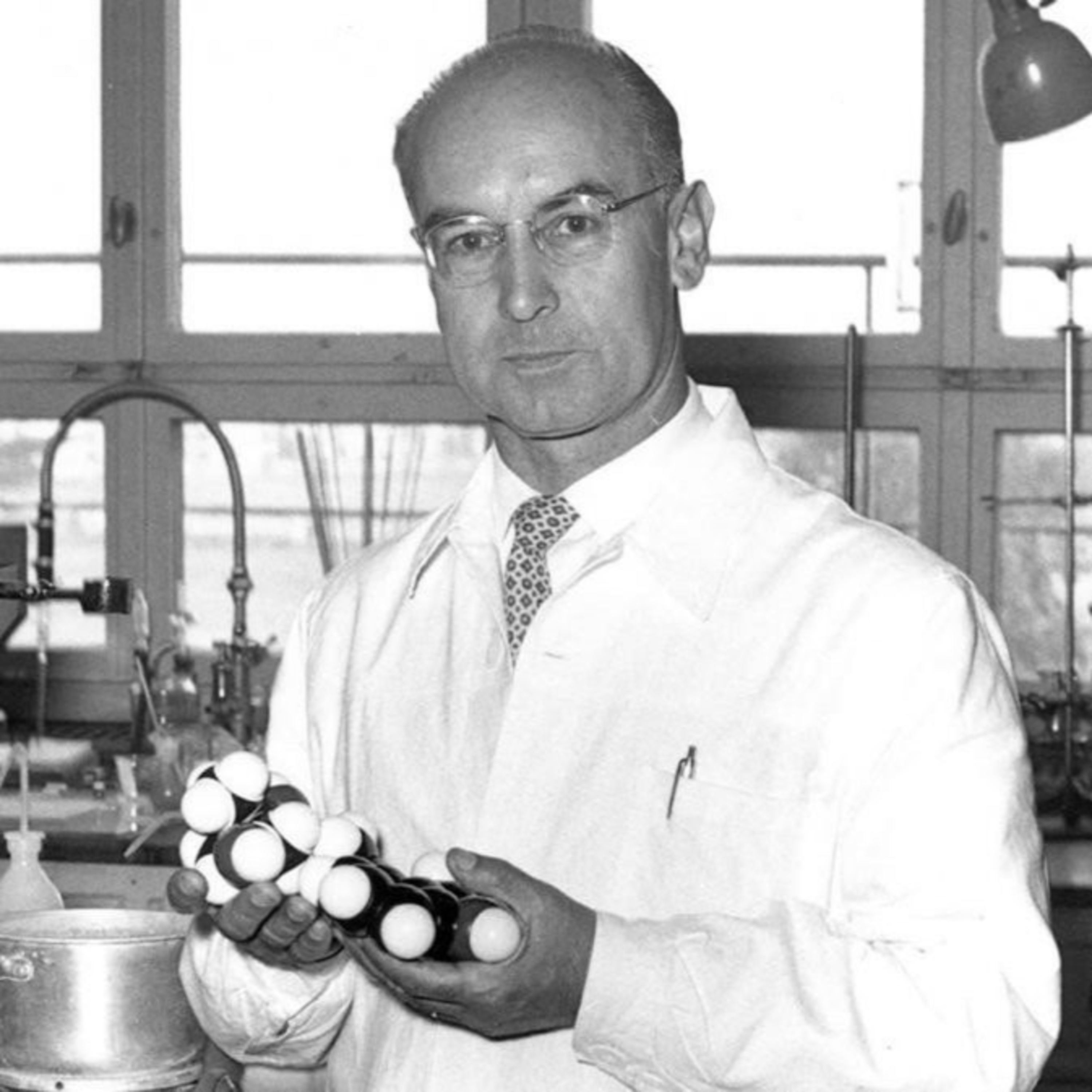 Se descubren los efectos del LSD (1943)