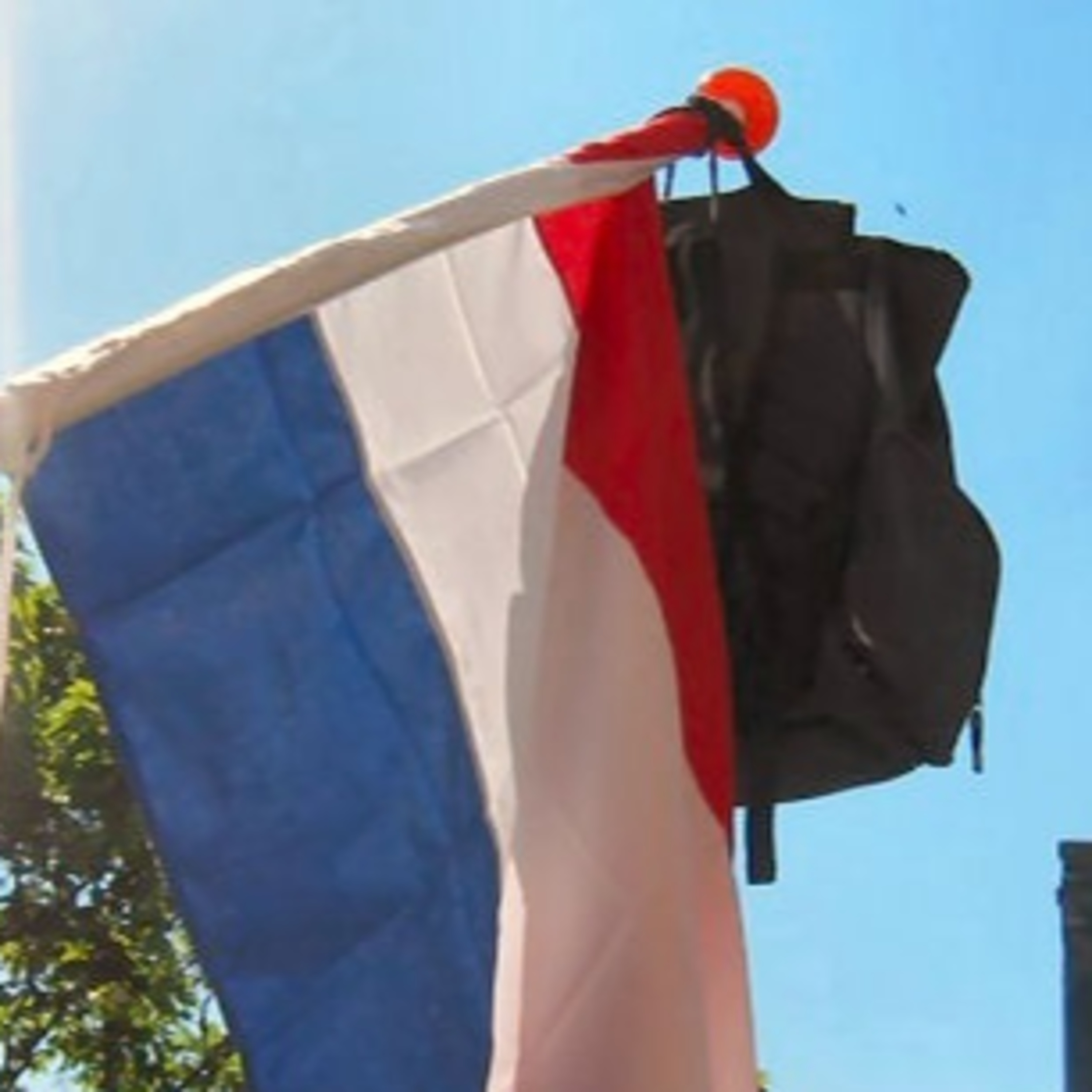A Dutch flag with a school bag: Yvonne van Deursen-Bakx explains