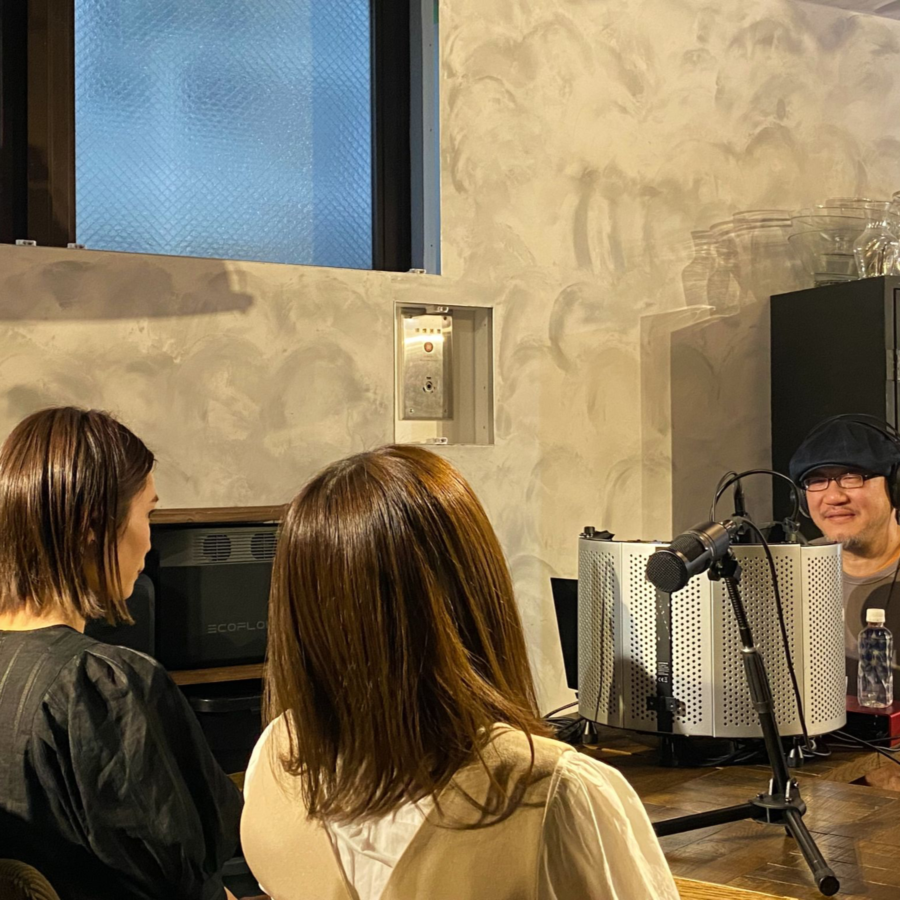 VOL.135「はぴいのおしゃべり交差点」ゲスト:スタジオの仲間その２ episode artwork
