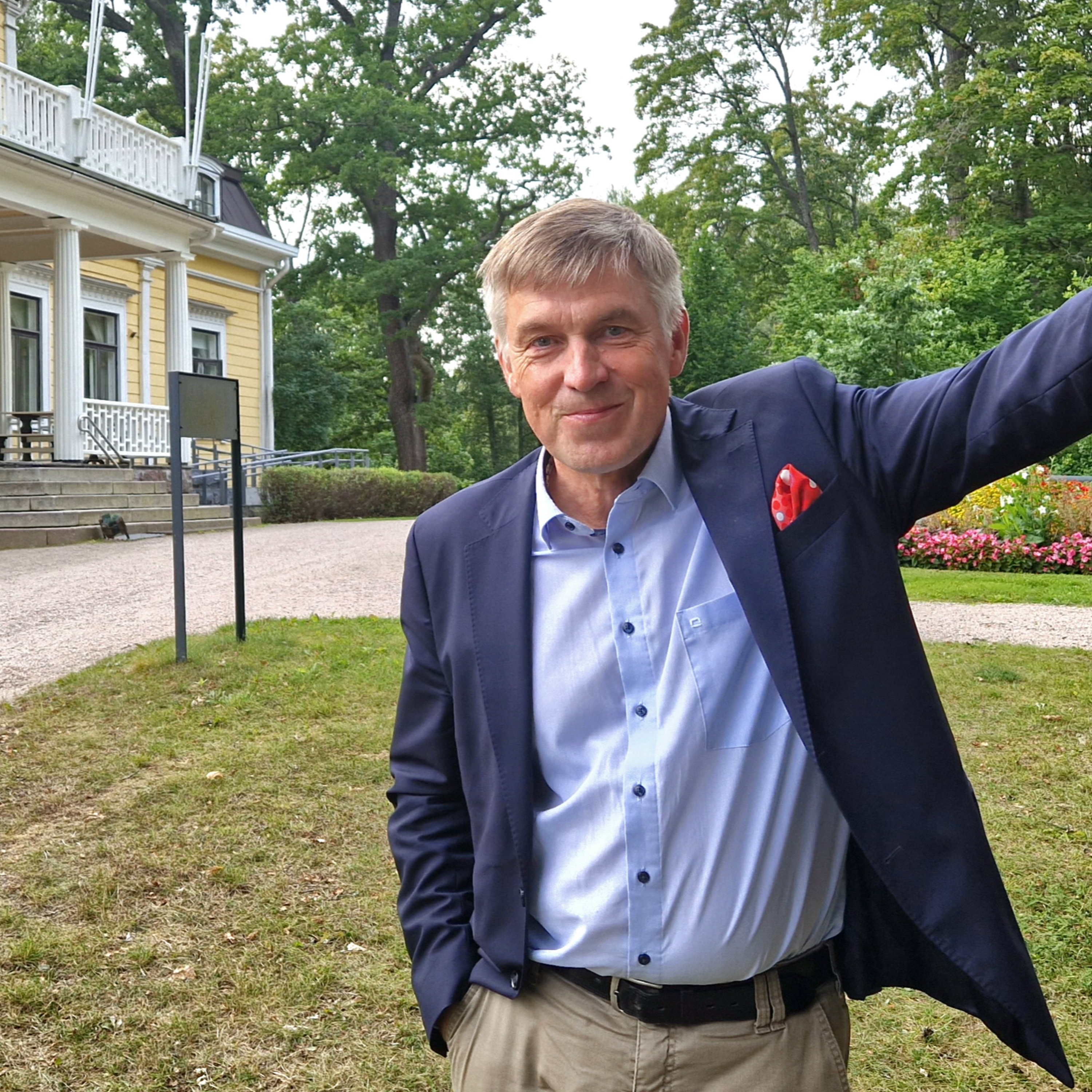 MTK:n puheenjohtaja pohtii naudanlihan tuotantoa Suomessa - "Tulisi olla luksustuote, josta ollaan valmiita maksamaan enemmän" episode artwork