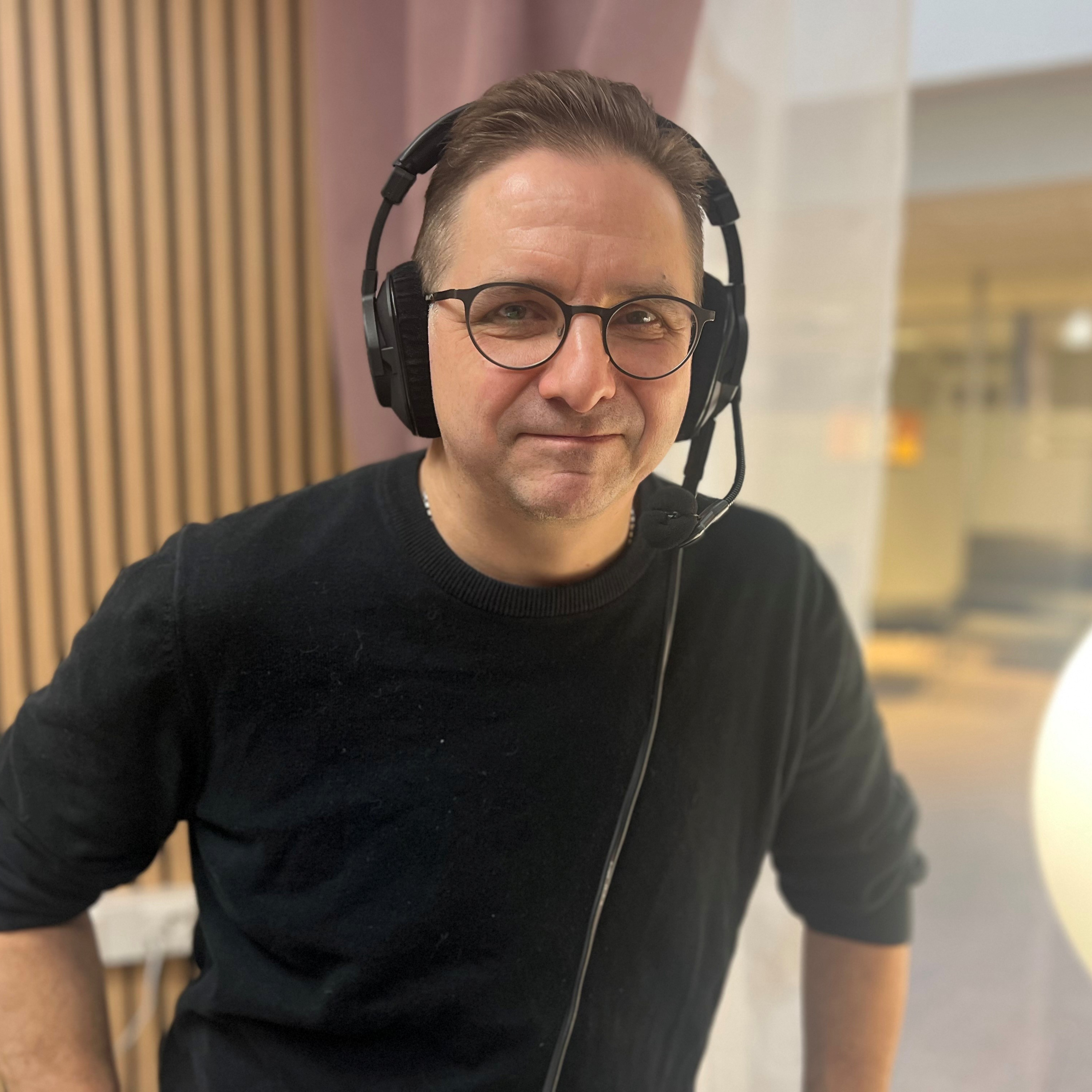 Ilkka Kuosmanen on työskennellyt Etelä-Suomen Sanomissa jo 23 vuoden ajan episode artwork