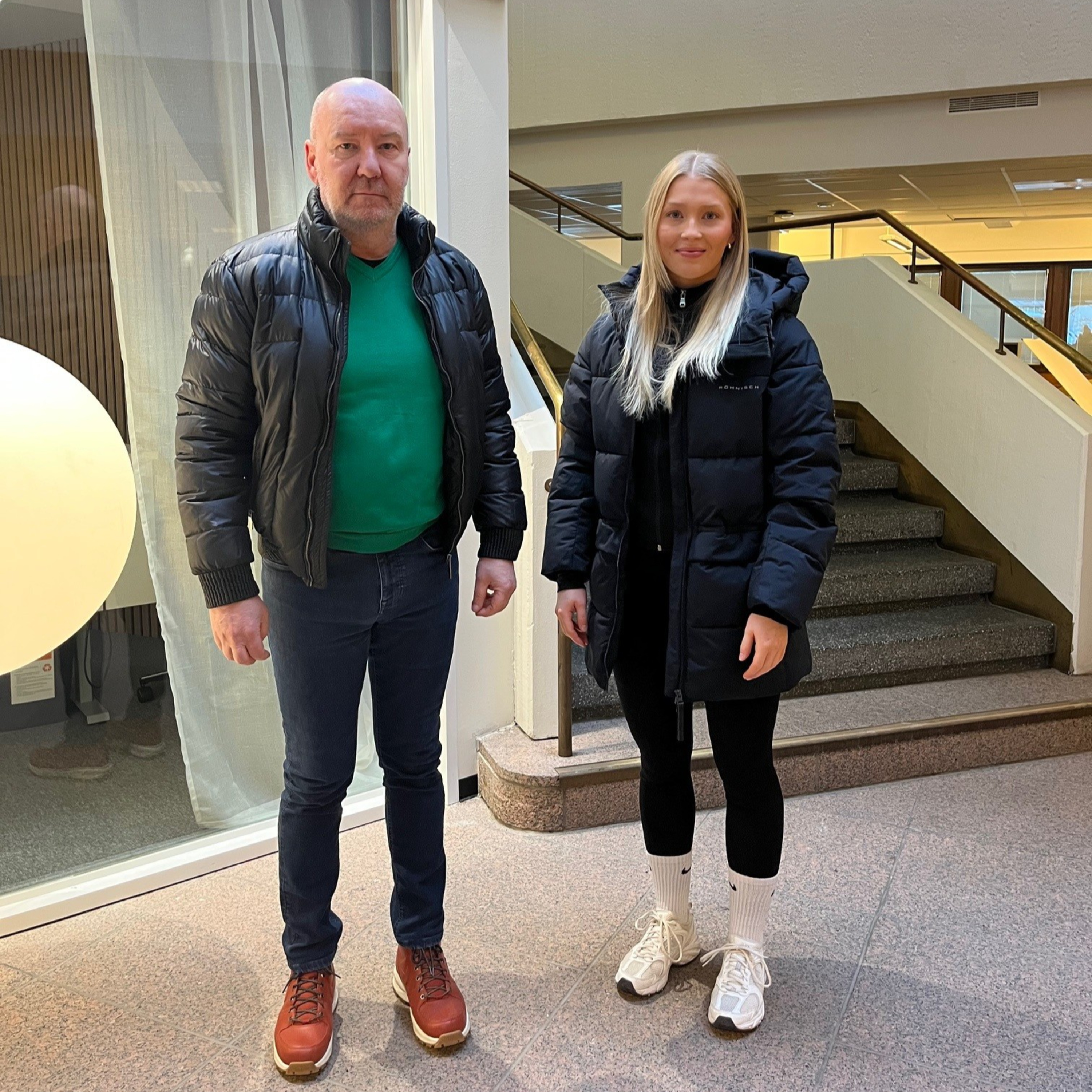 "Uskon siihen vahvasti, olen erittäin pettynyt jos me ei sitä tehdä", Pelicans Naisten päävalmentaja Petteri Hirvonen mahdollisuuksista Auroraliigaan episode artwork