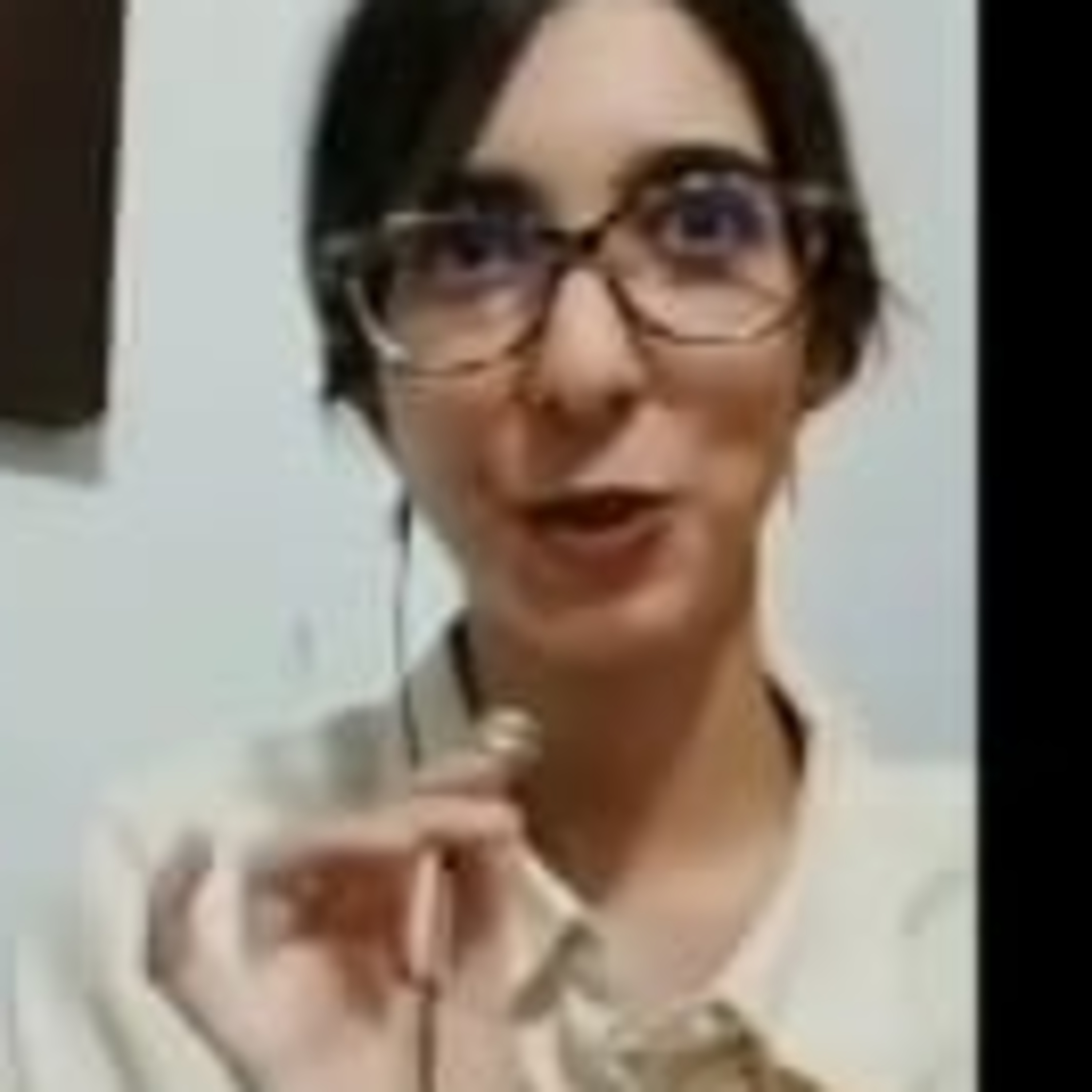 Autora Rafaela Oliveira fala sobre seus suspense recém publicado episode artwork