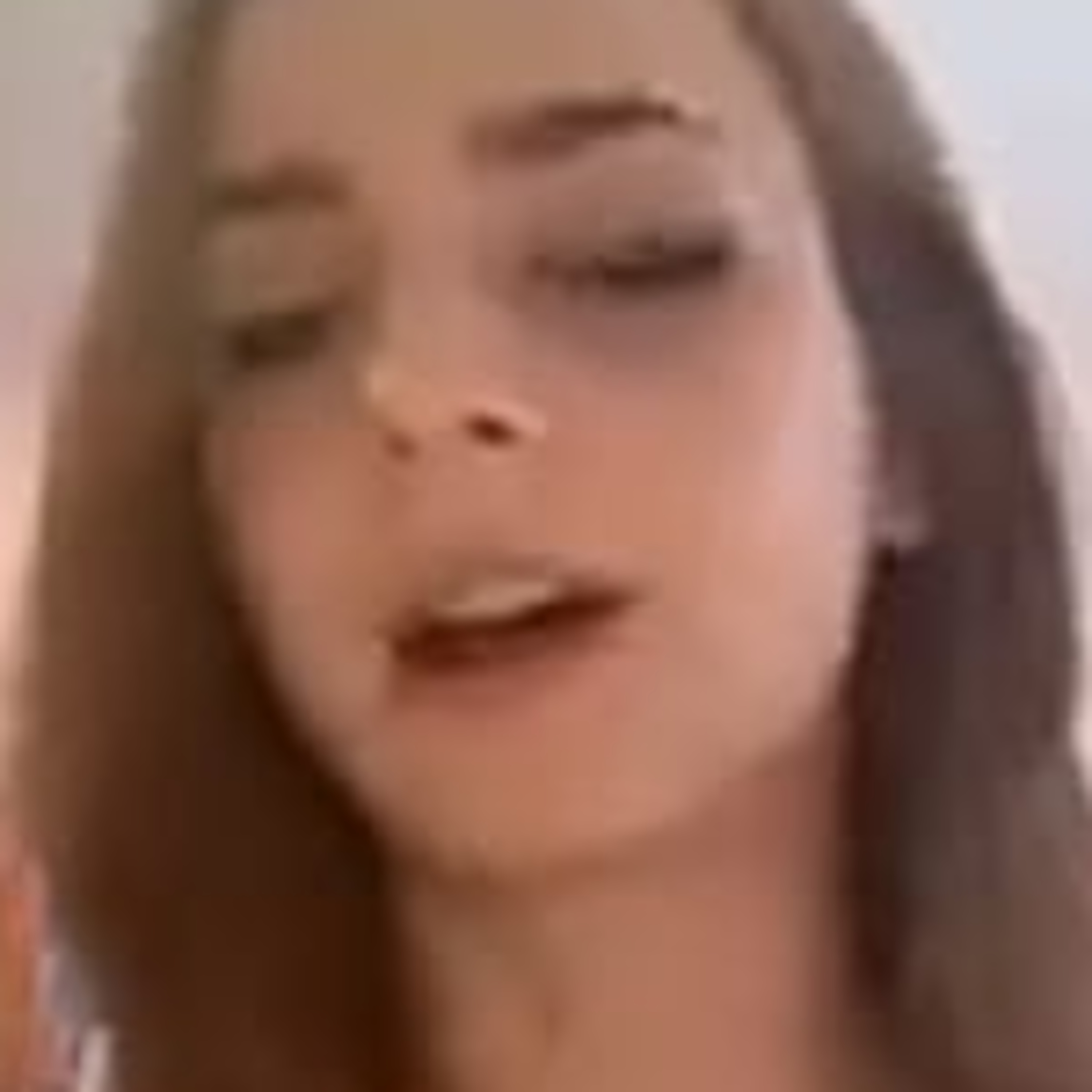 Autora Sophia Bruscato fala sobre sua obra poética episode artwork