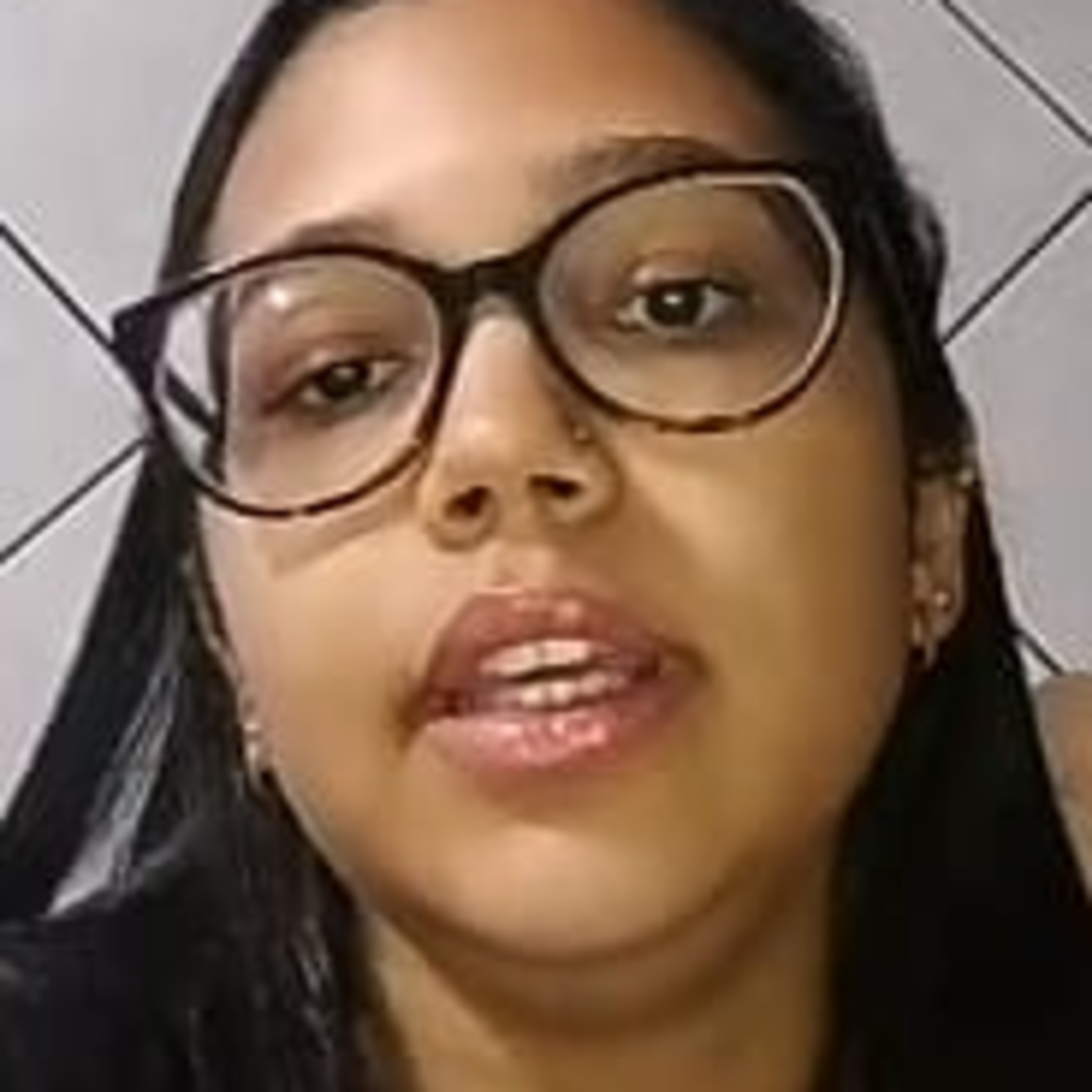 AUTORA VITÓRIA MONTEIRO FALA SOBRE SEU LIVRO  episode artwork
