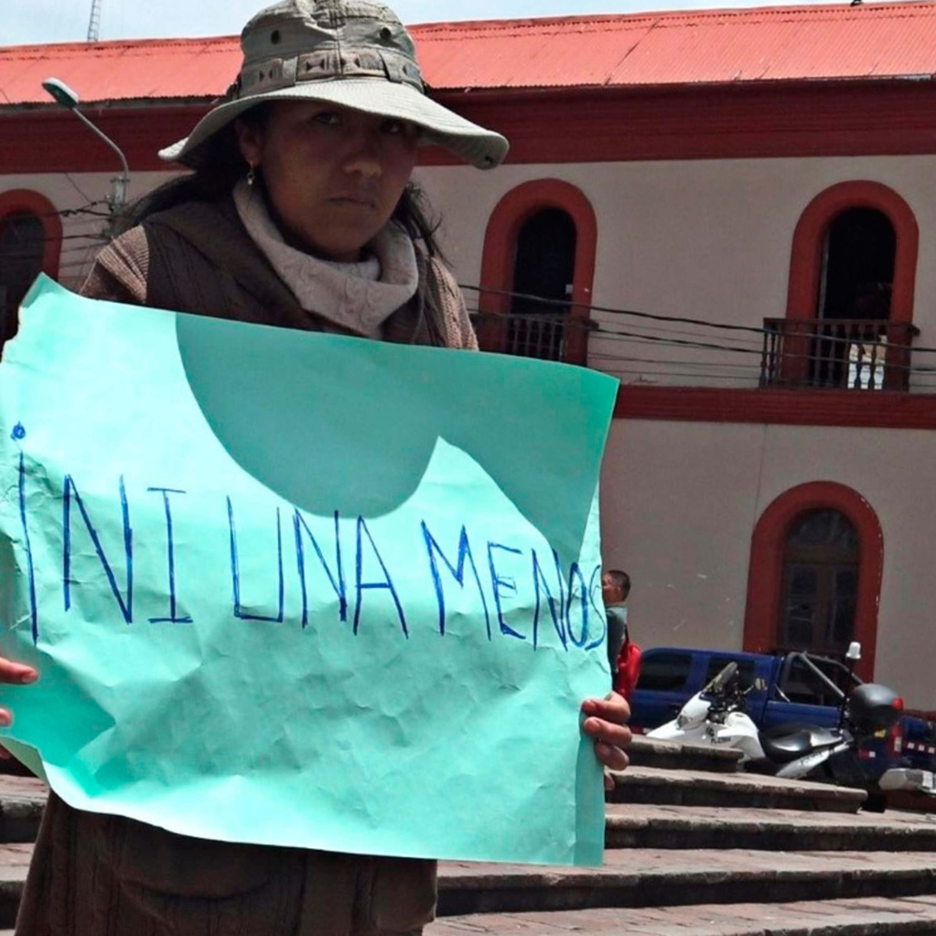 Reportaje: Violencia familiar, “un llamado a la conciencia para una acción rápida” episode artwork