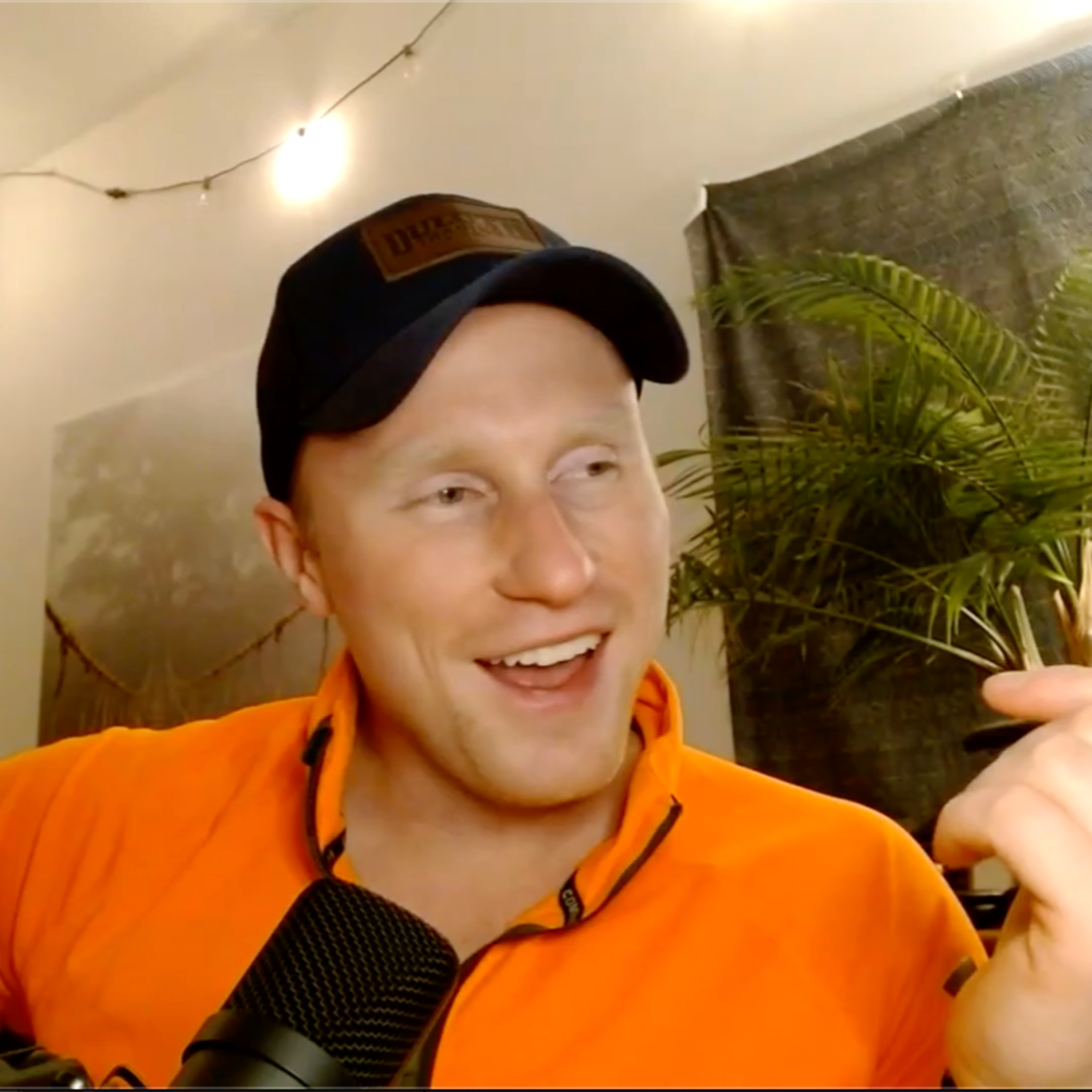 Alaska Daylight Hours Rn, Liver for Dinner Tn, Medium/Rare Steak with Wine and Salads for Lunch - TT LIVE #8 episode artwork