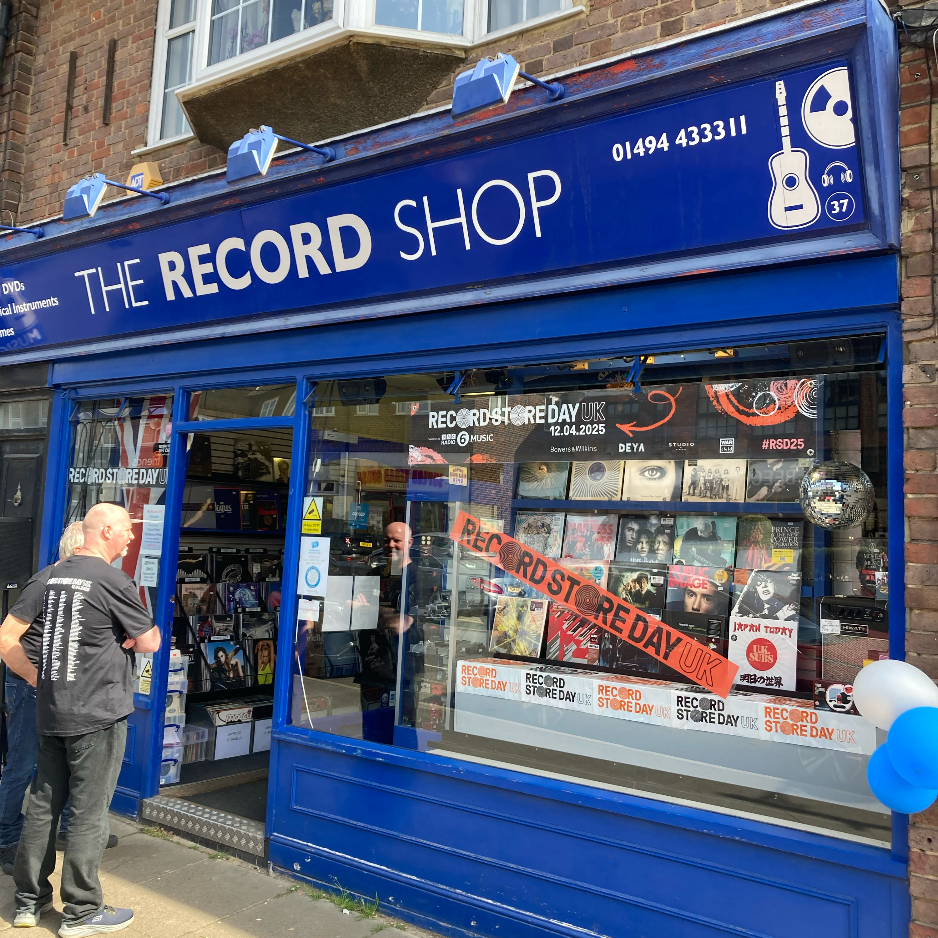 Sm2n 2025-04-12 #rsd25 #recordstoreday #AprPodPoMo #NaPodPoMoMPC 13