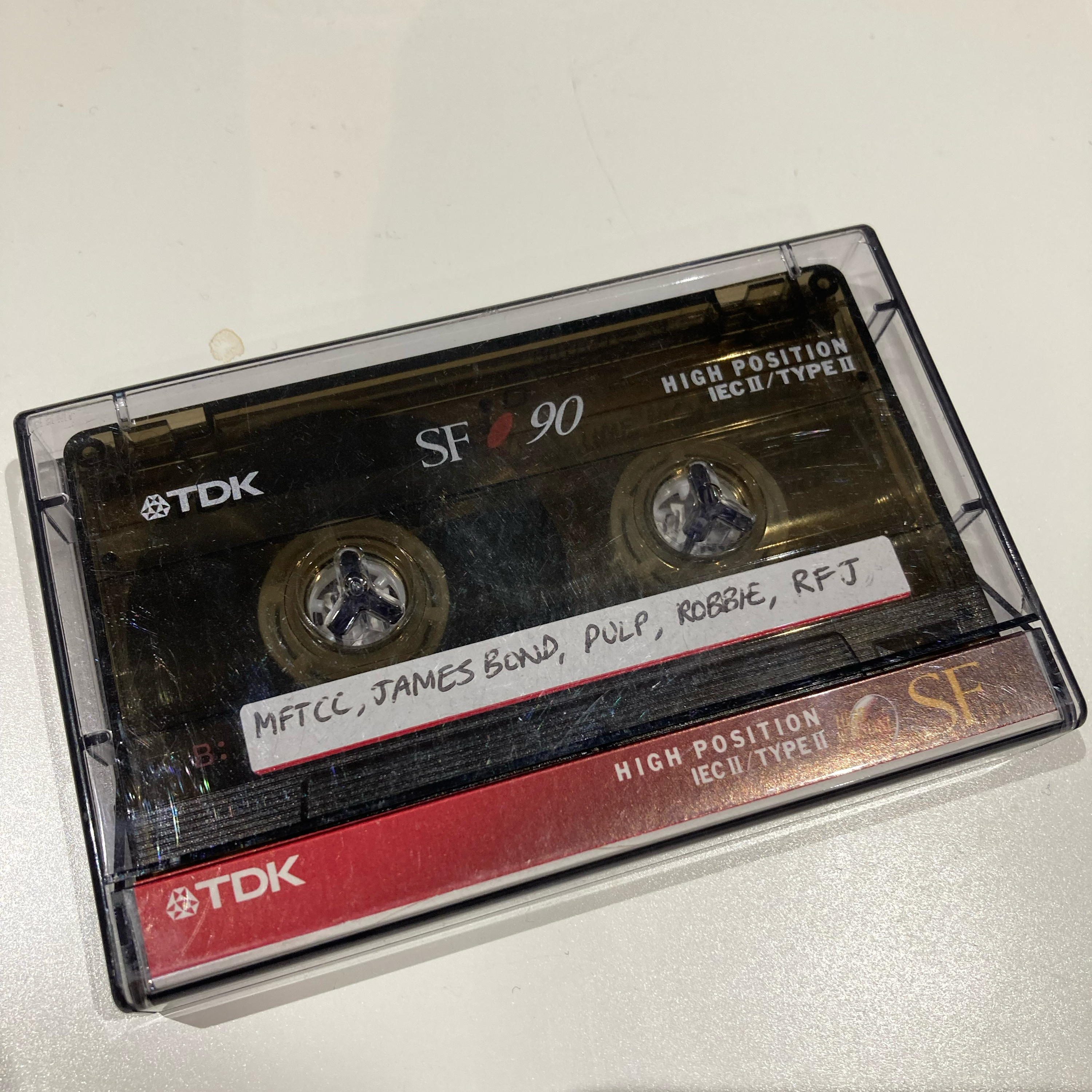 Sm2n 2025-10-18 #octaver25 - 18 - what piece of music makes you cry? And a bit more about my mixtape