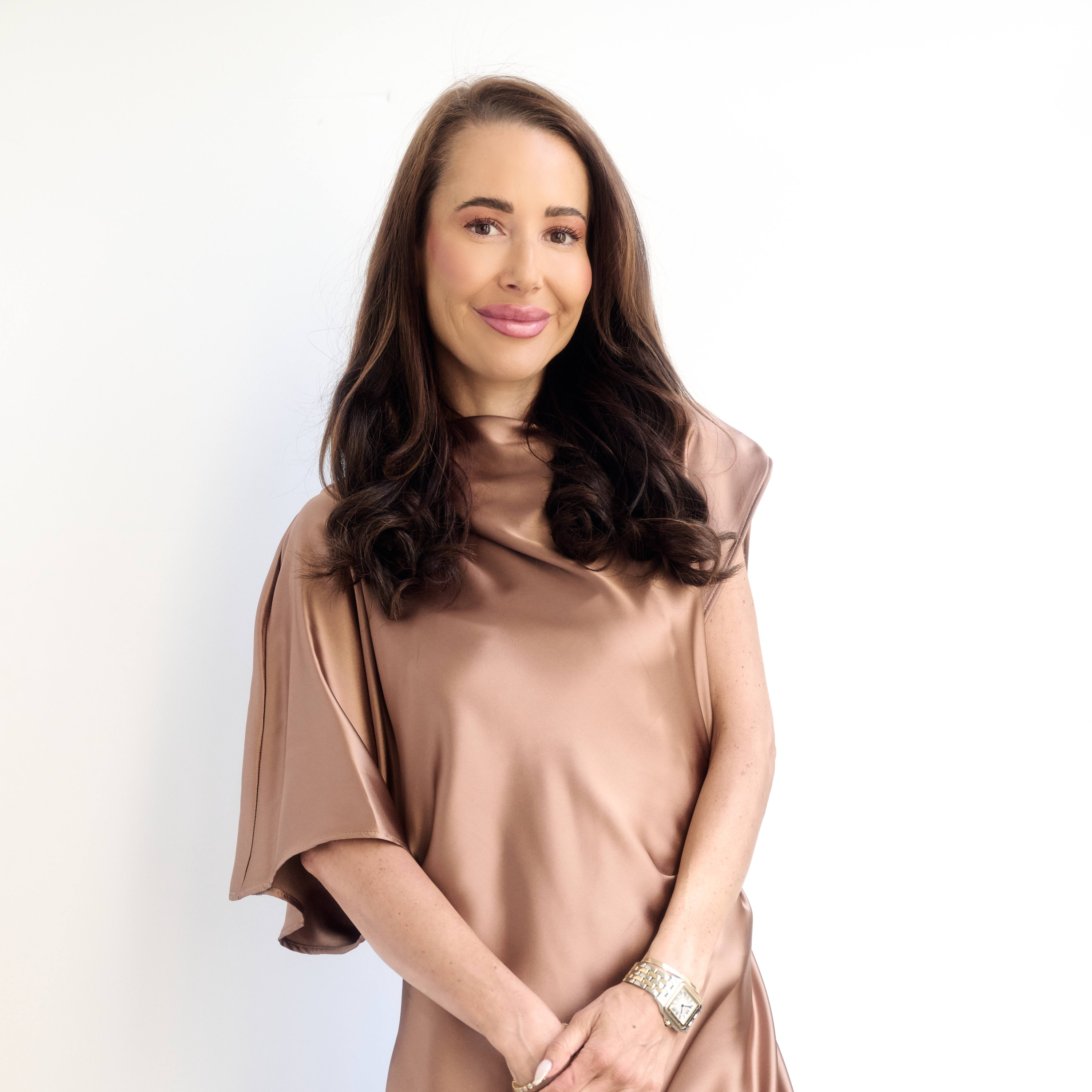 Ep. 15 Gabriella Pomare: Navigating Communication in Relationships episode artwork