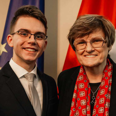 Viczián Dániel megnézte, milyen egy Nobel-díj átadó élőben – Szeged Podcast 175. – Szeged.hu – 23.12.15.