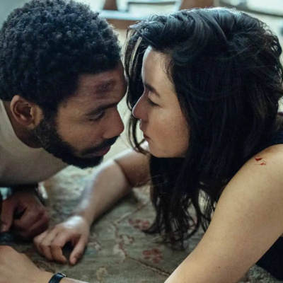 O charmoso, Sr. e Sra. Smith, Expats explora Hong Kong, Drama no Queer Eye e férias dos Keeping Uppers