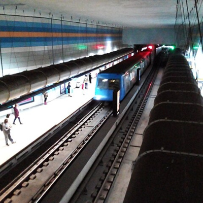 OS BENEFÍCIOS DA MOBILIDADE URBANA BASEADA EM TRENS E METRÔS 