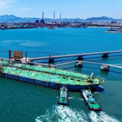 Cuộc chiến Iran củng cố vị thế thống trị ngành năng lượng của Trung Quốc?