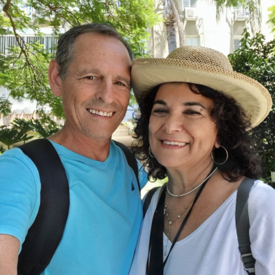איך עוזב זוג בגיל 60+ את החיים בארץ כדי לעשות לרוחם בקפריסין? מהם השלבים בהחלטה על רילוקיישן בשליש ה-3 של החיים ואיך לממש אותה? 
