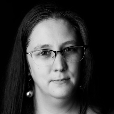 13.04.2026 Sowa przed północą - Marta Wróblewska