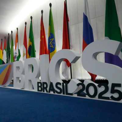 ΟΙ ΑΠΕΘΑΝΤΟΙ BRICS
